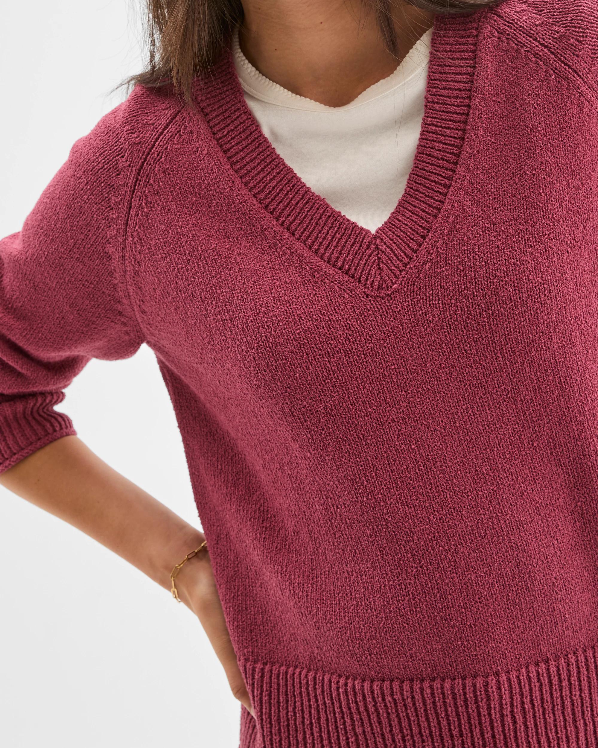 4 Target Woman Australian Cotton Blend Boucle V-Neck Jumper MULBERRY, 4 of 5