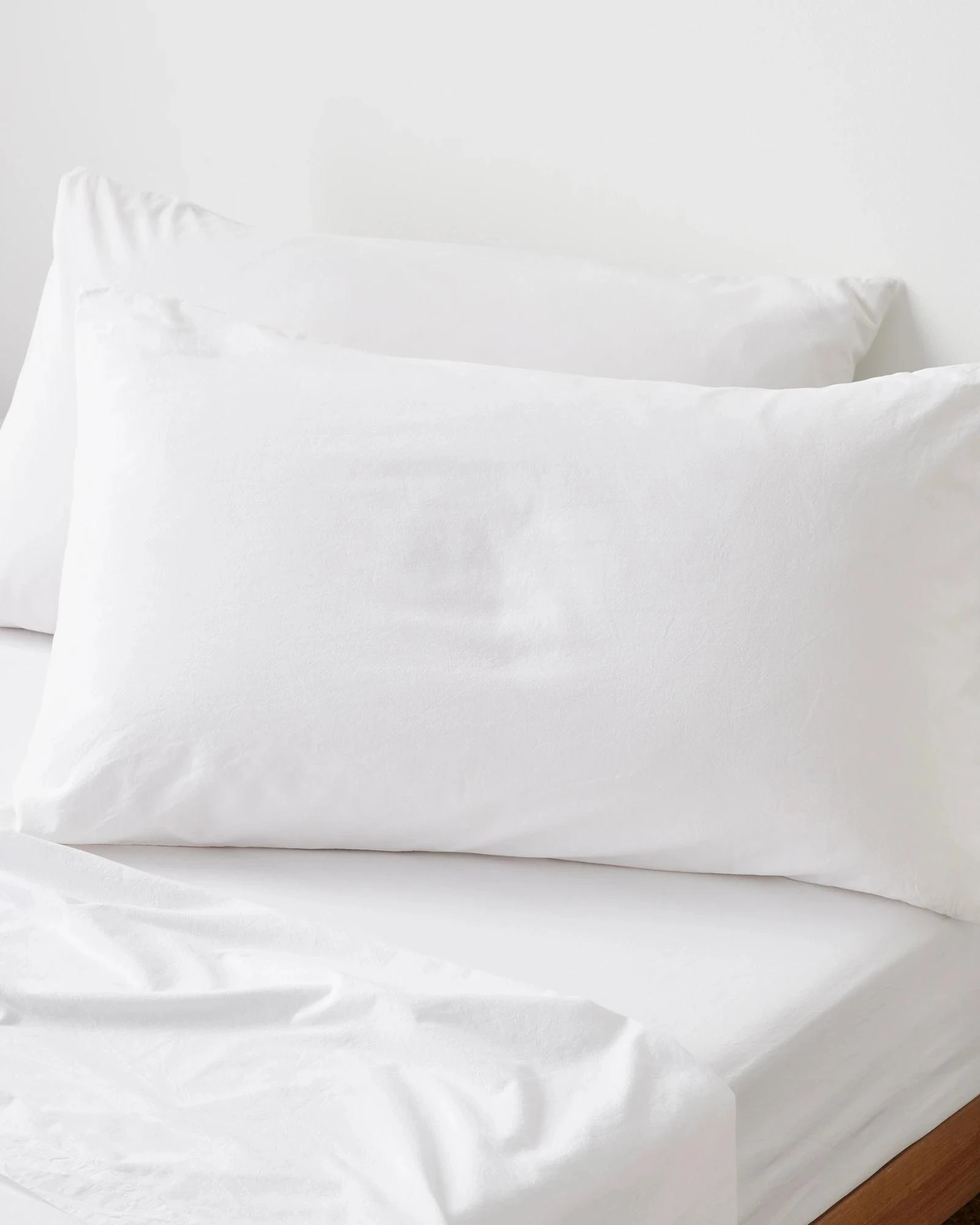 3 Arlo Stonewash 2 Pack Pillowcases - Queen Bed - White, 3 of 3