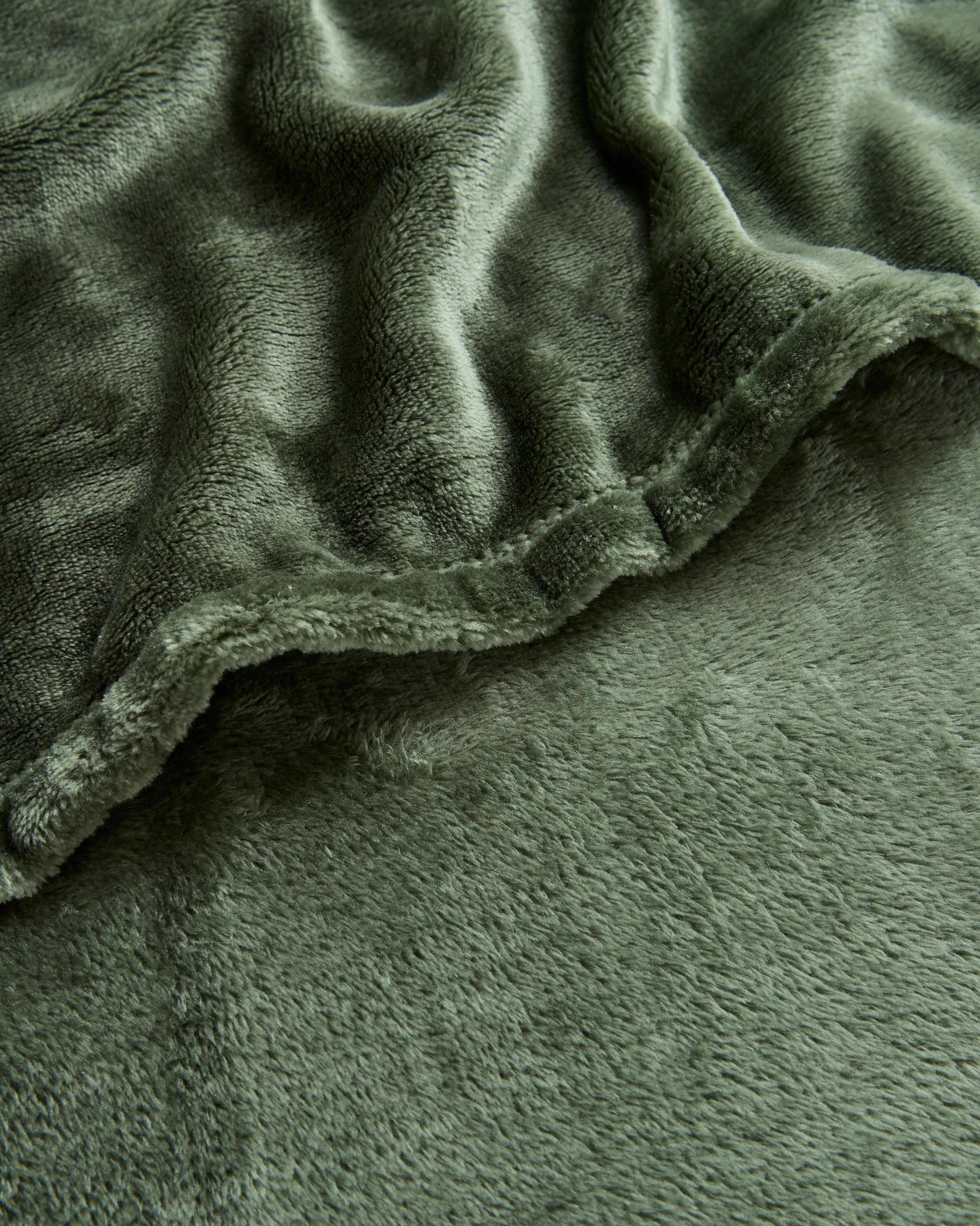 2 Target Ivy Super Soft Throw - Queen Bed - Green, 2 of 3