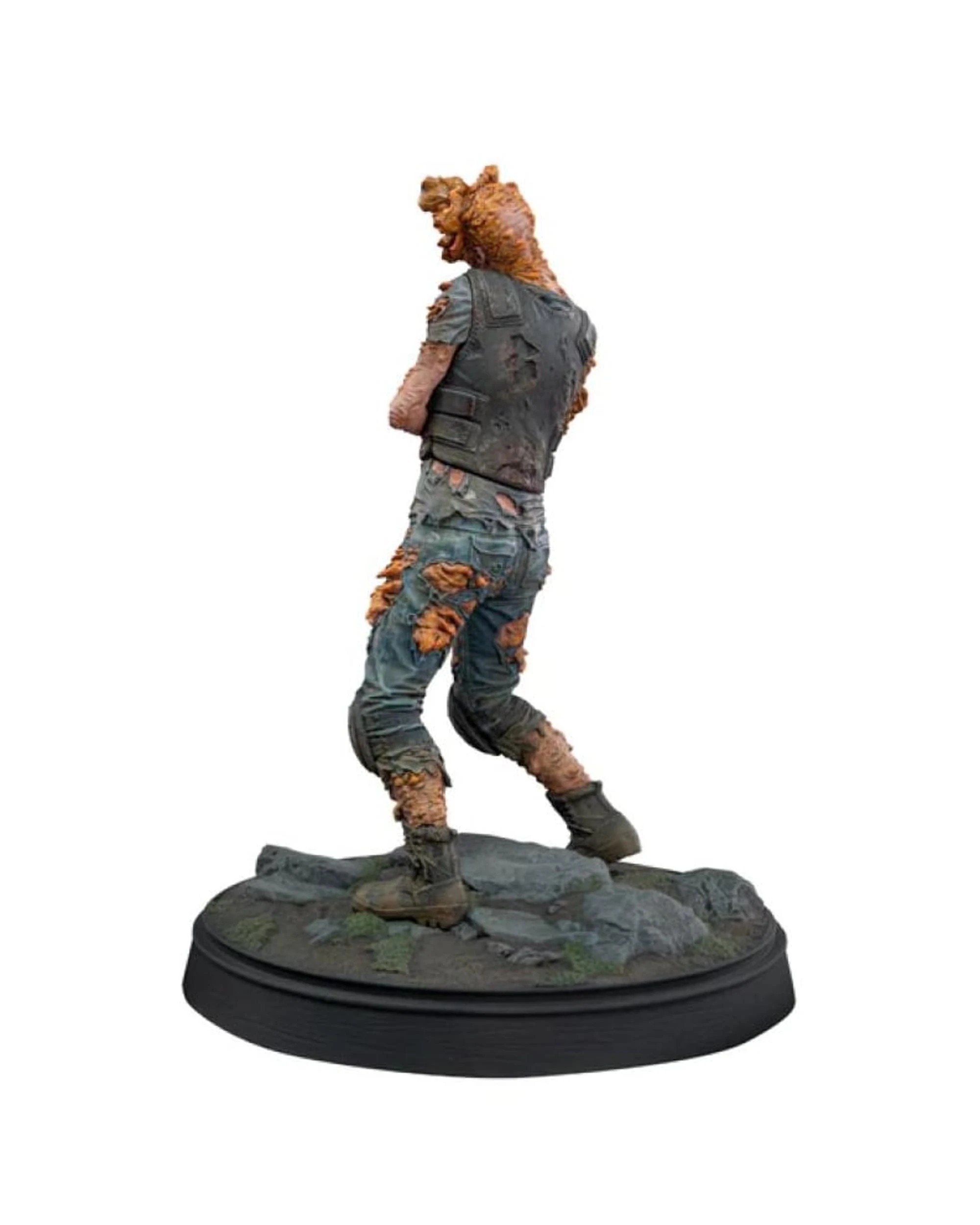 3 The Last of Us Part II Armoured Clicker 8.75 Inch Figure, 3 of 9