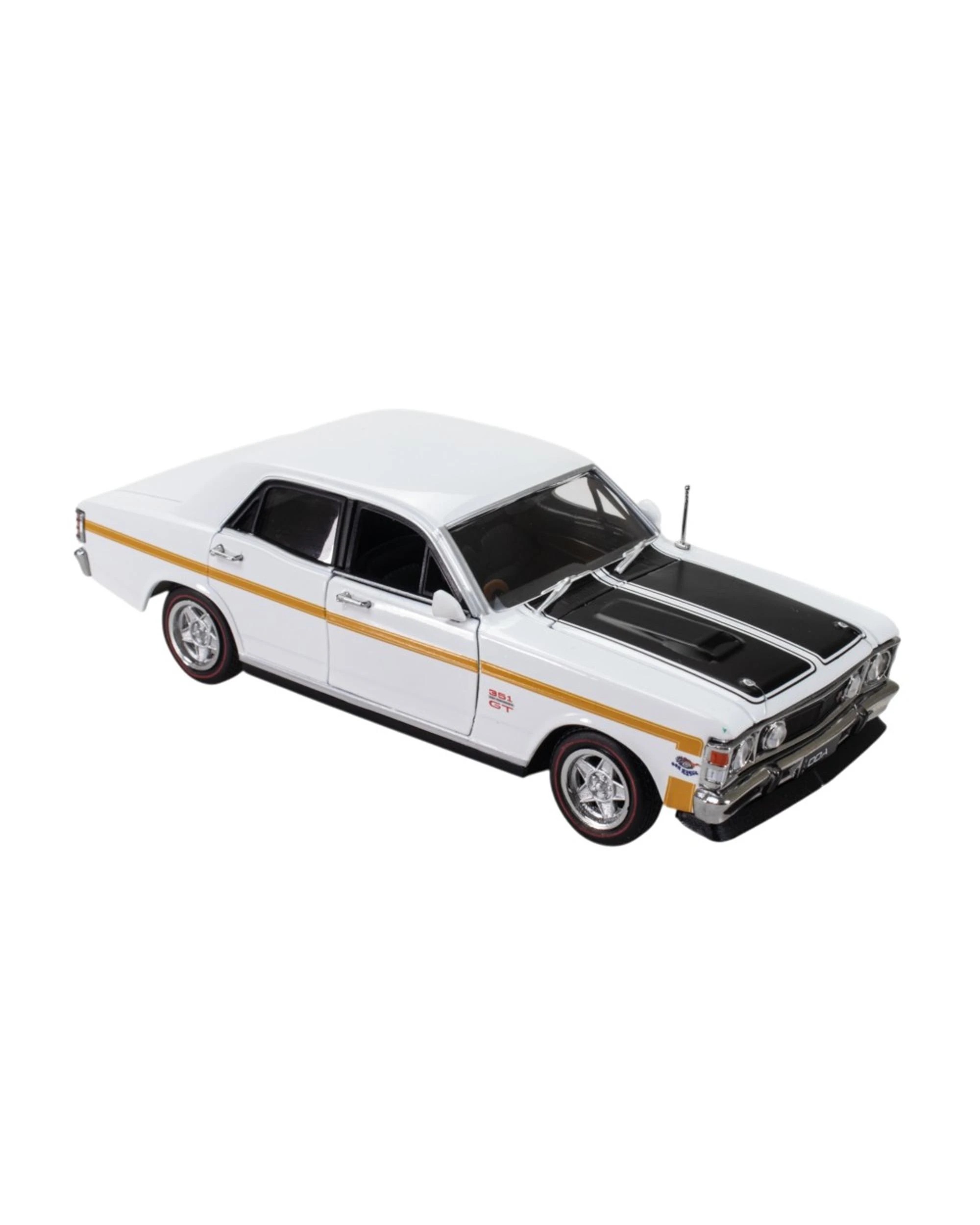 1 DDA Ford Falcon XW GTHO Phase 2 White 1:32 Scale Vehicle - White, 1 of 4