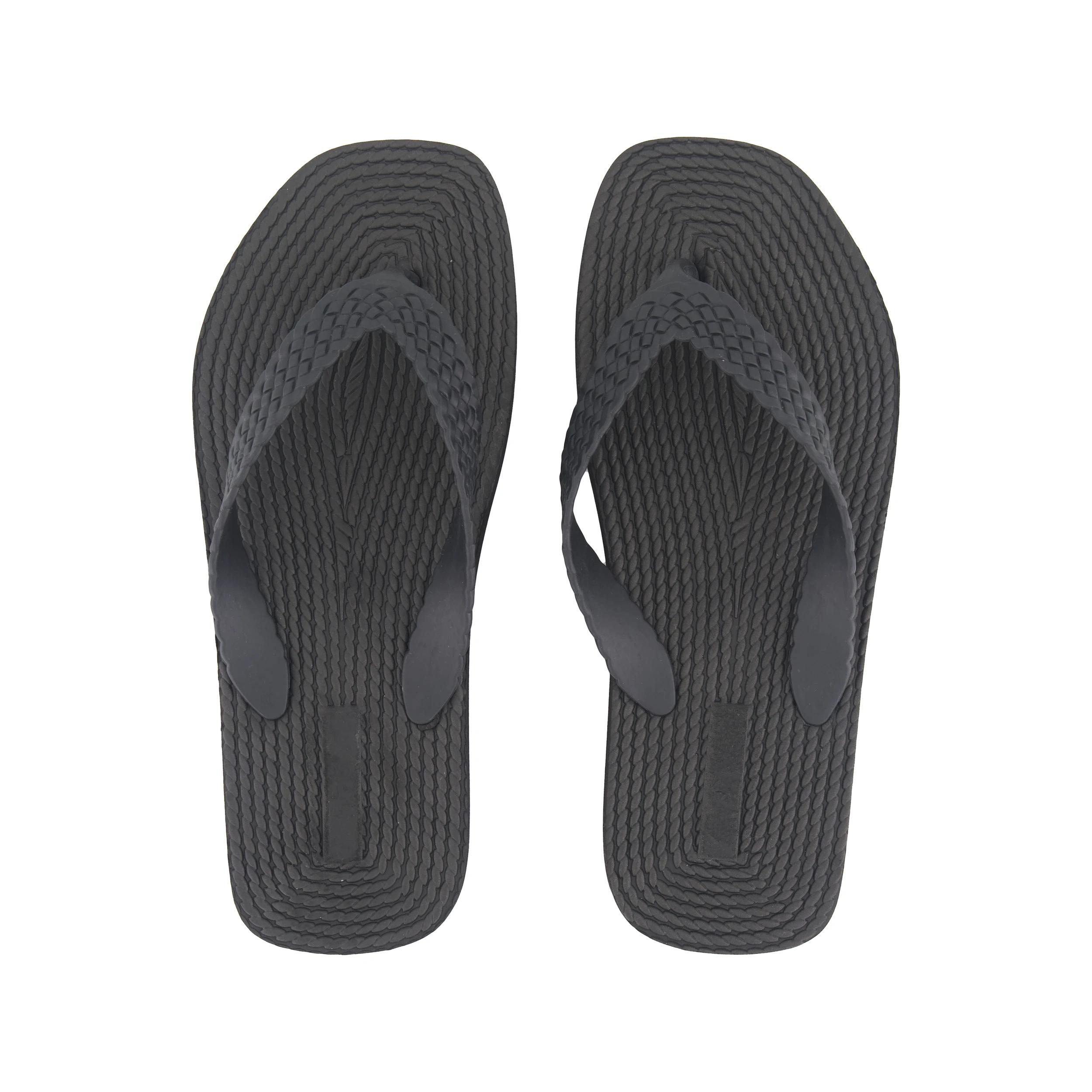 2 Textured Platform Thongs Black, 2 of 3