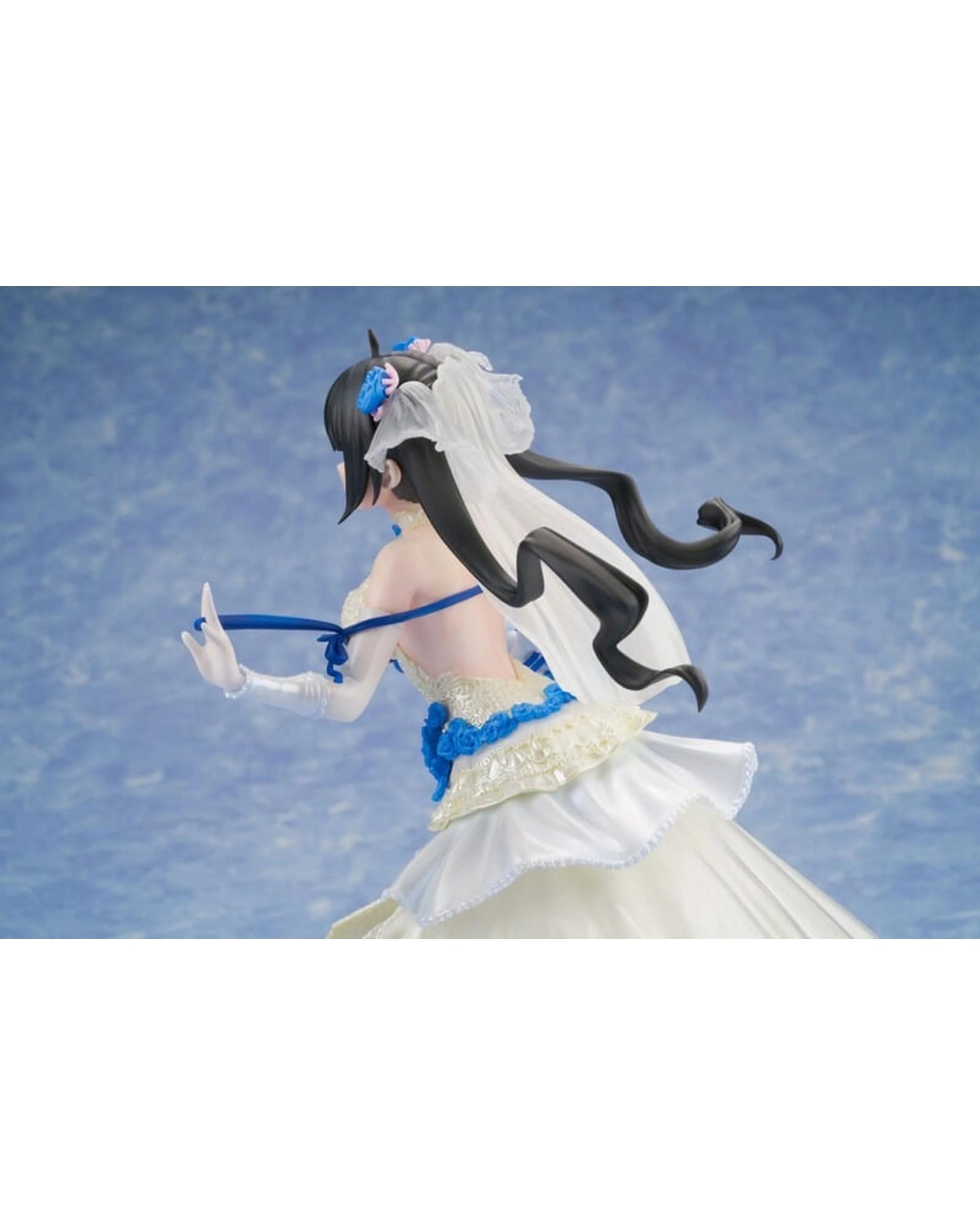 9 FuRyu Is It Wrong to Try to Pick Up Girls in a Dungeon IV Hestia Wedding Dress 1/7 Scale Figure, 9 of 10
