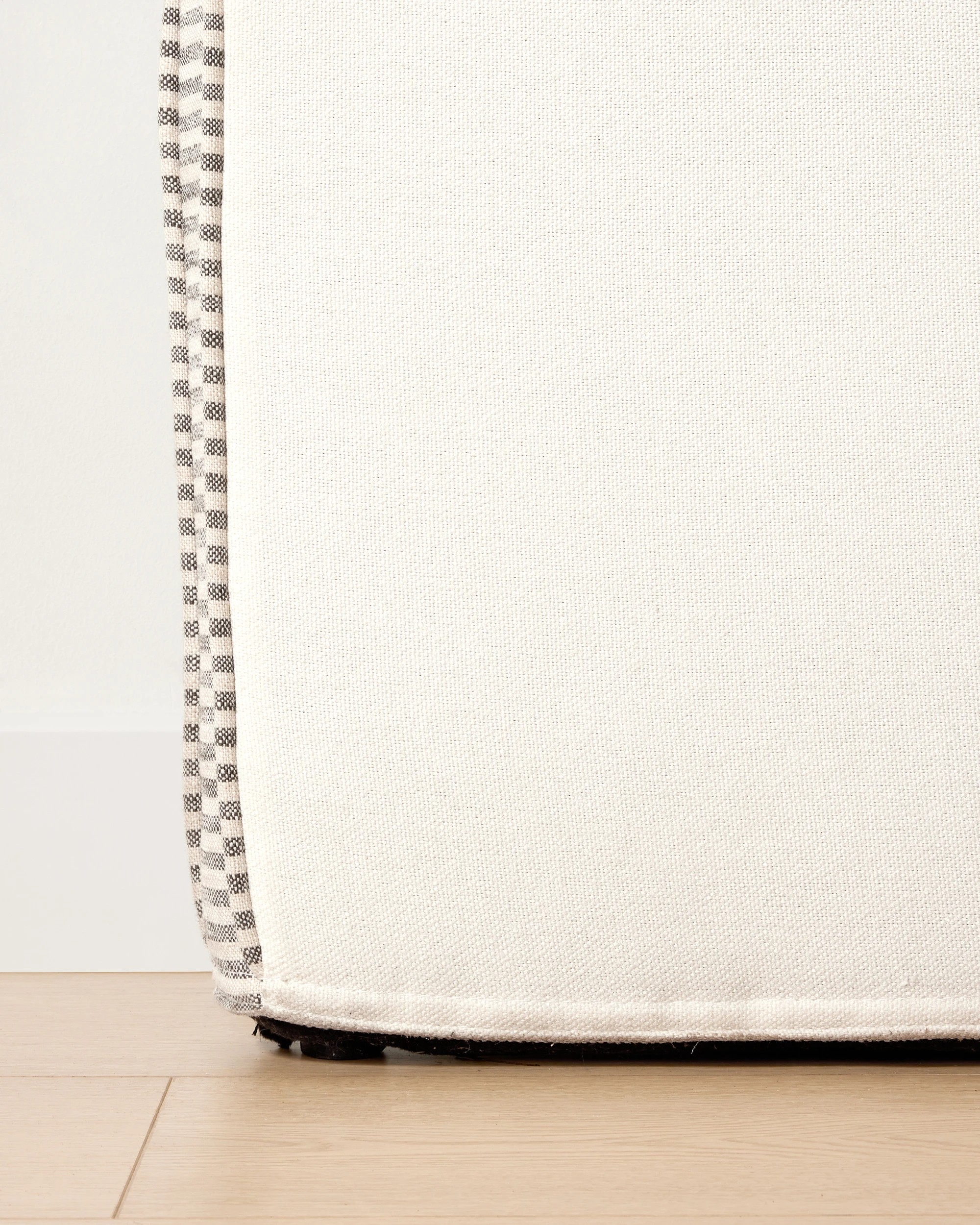 7 Stripe Edge Bedhead - Queen Bed, 7 of 8