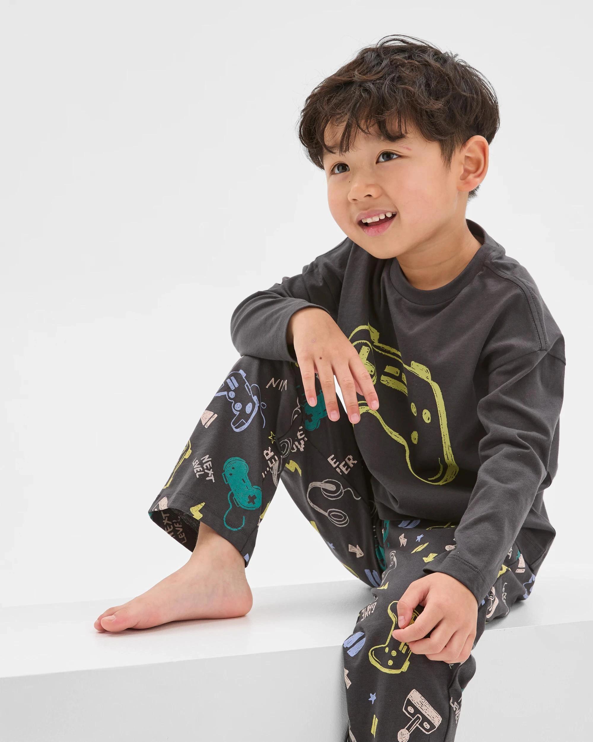 4 Target Kids Australian Cotton Younger Boys Oversized Lounge Knit Pyjama Set CONSOLE, 4 of 7