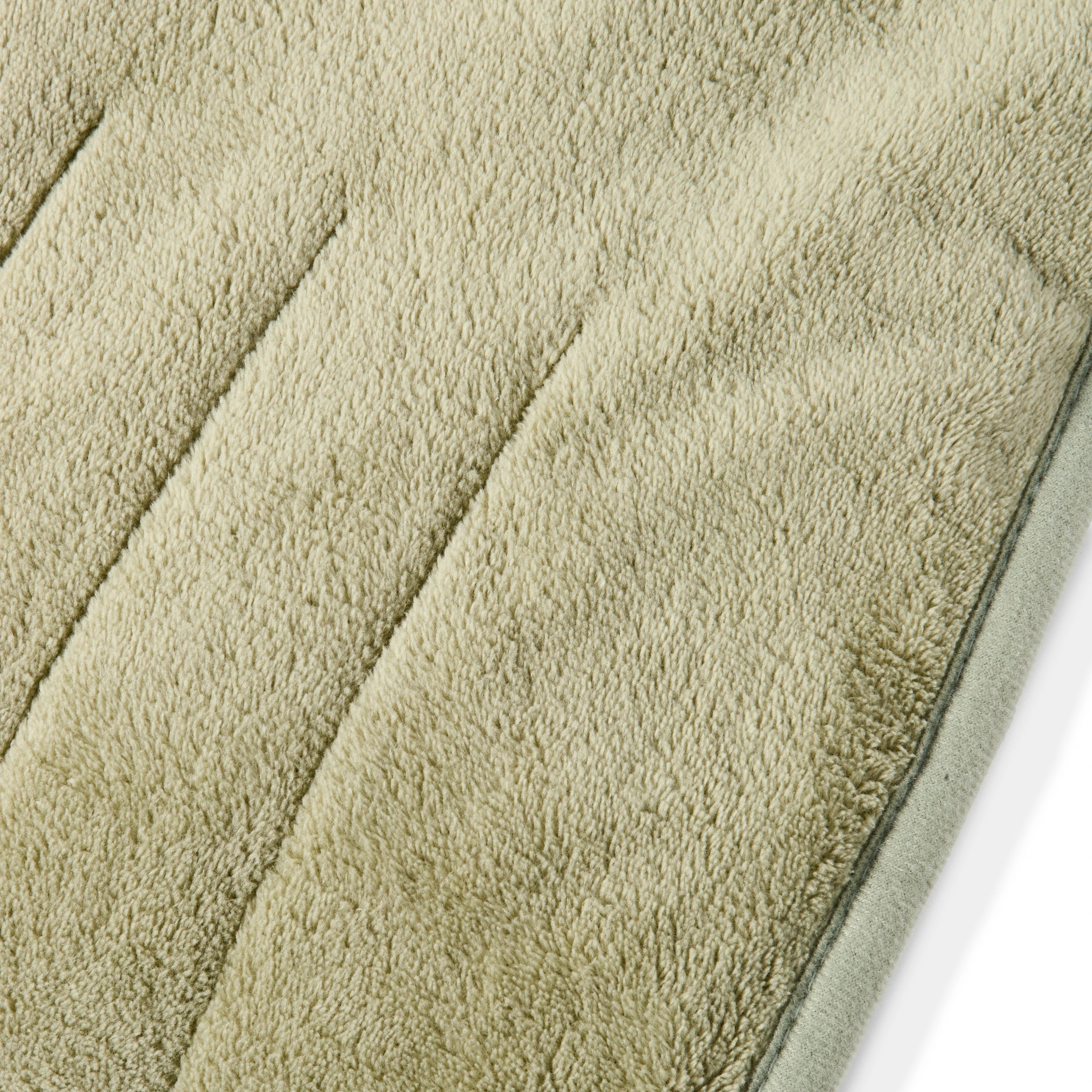5 Heated Throw Sherpa - Green, 5 of 6