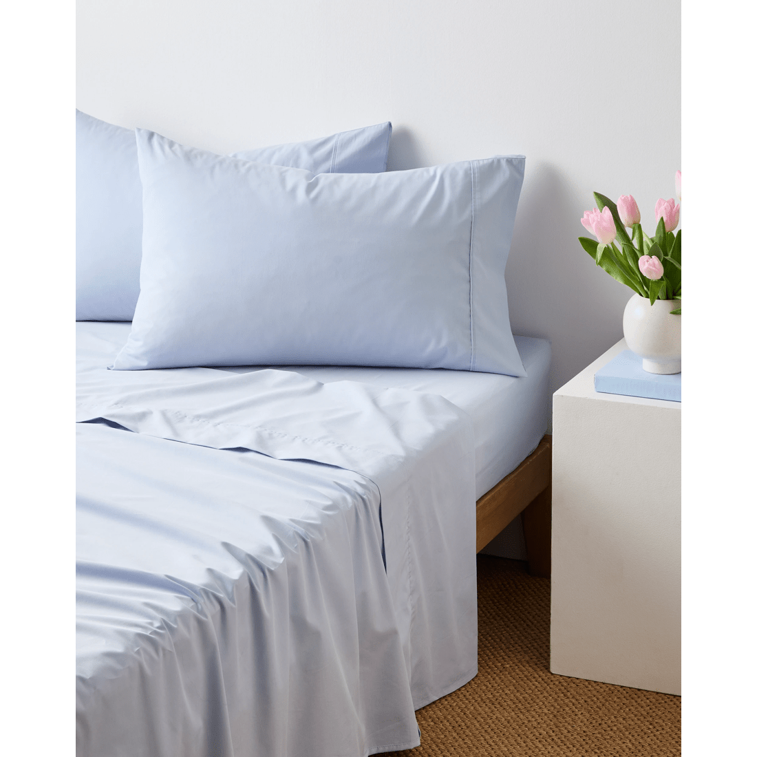 1 Target Australian Cotton 250 Thread Count Sheet Set
 - Single Bed
 - Blue, 1 of 2