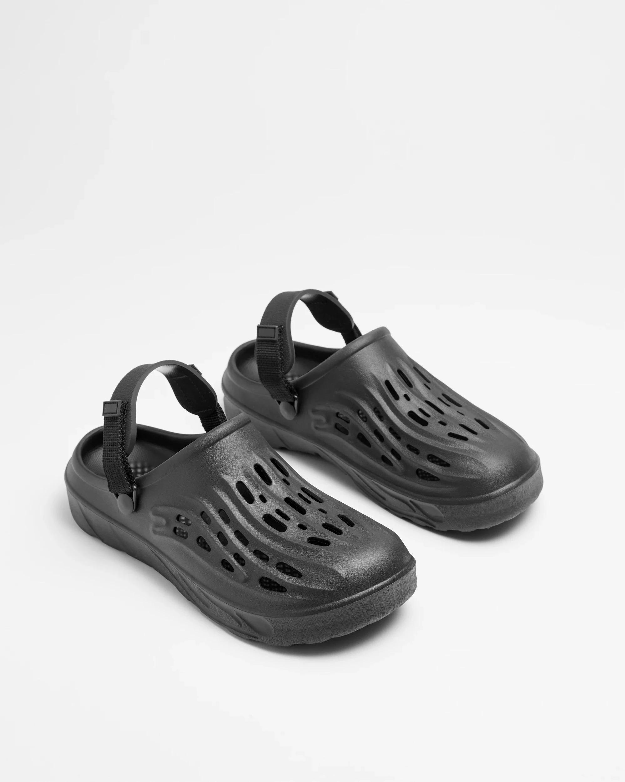 3 Target Man Mens Clog with Strap - Phylon BLACK, 3 of 3