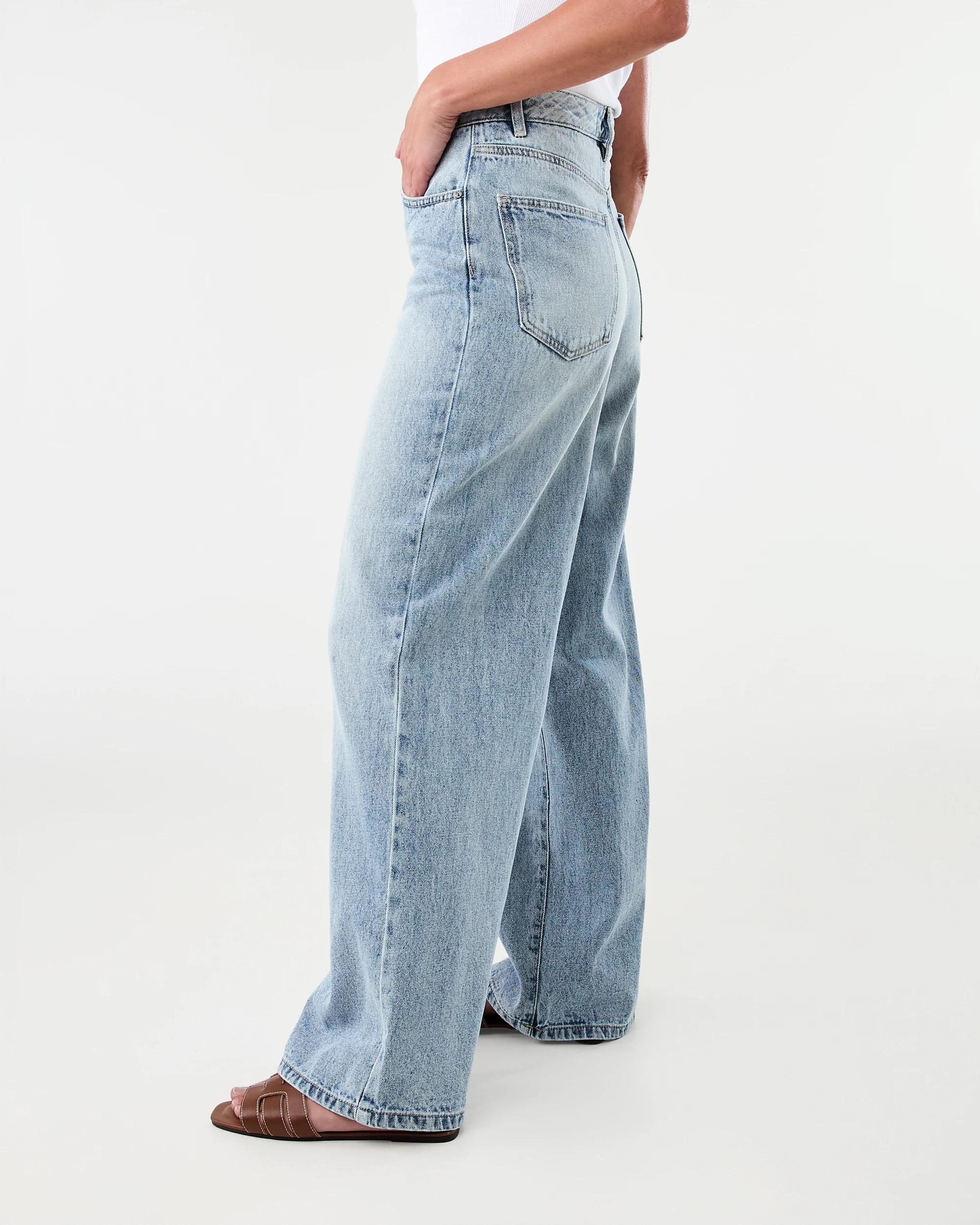 4 Wide Leg Jeans LIGHT WASH DENIM, 4 of 9