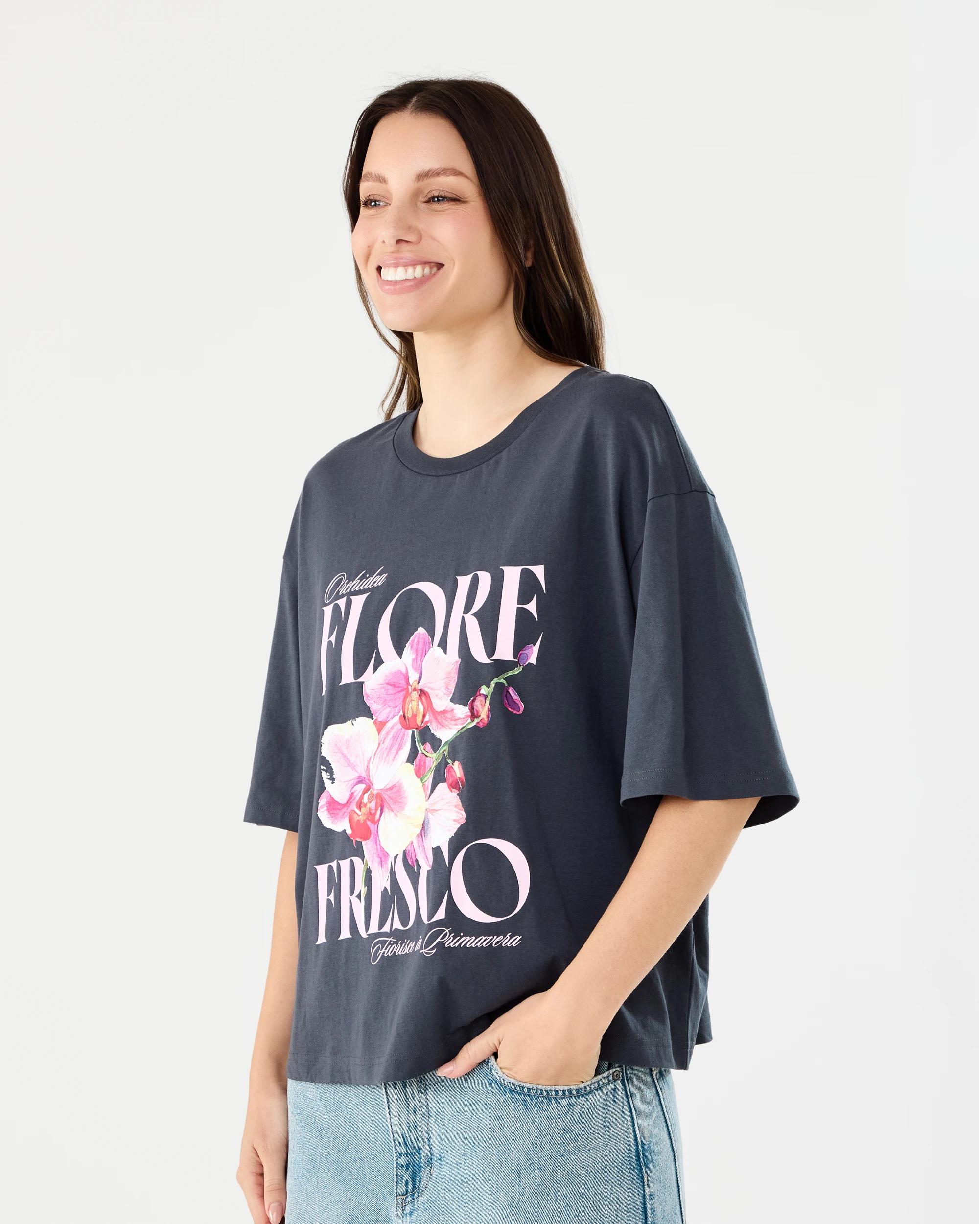 2 Short Sleeve Oversized Chopped Print T-shirt Fiore, 2 of 6