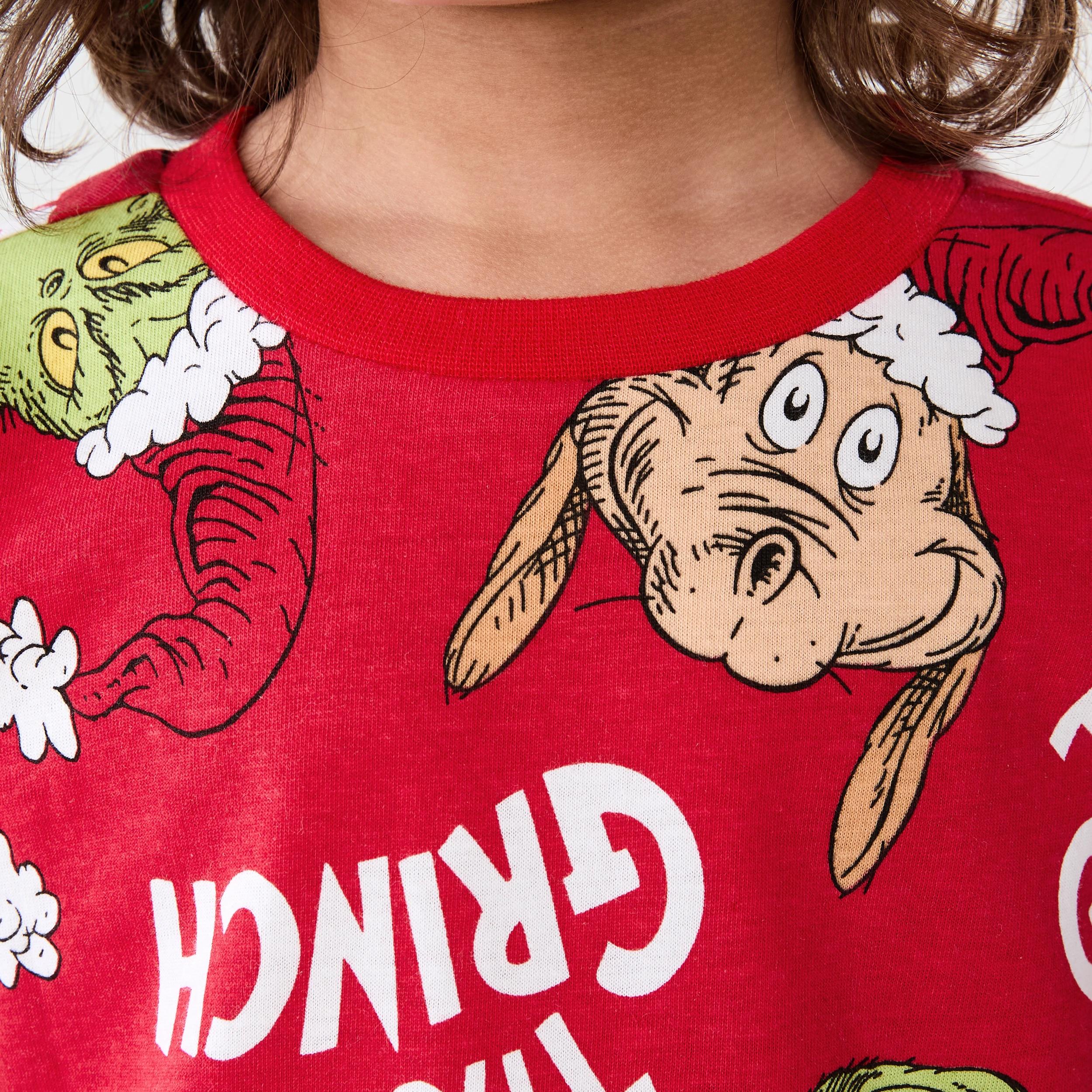 4 The Grinch License Christmas T-shirt GRINCH FAMILY KIDS PRINT AOP, 4 of 7