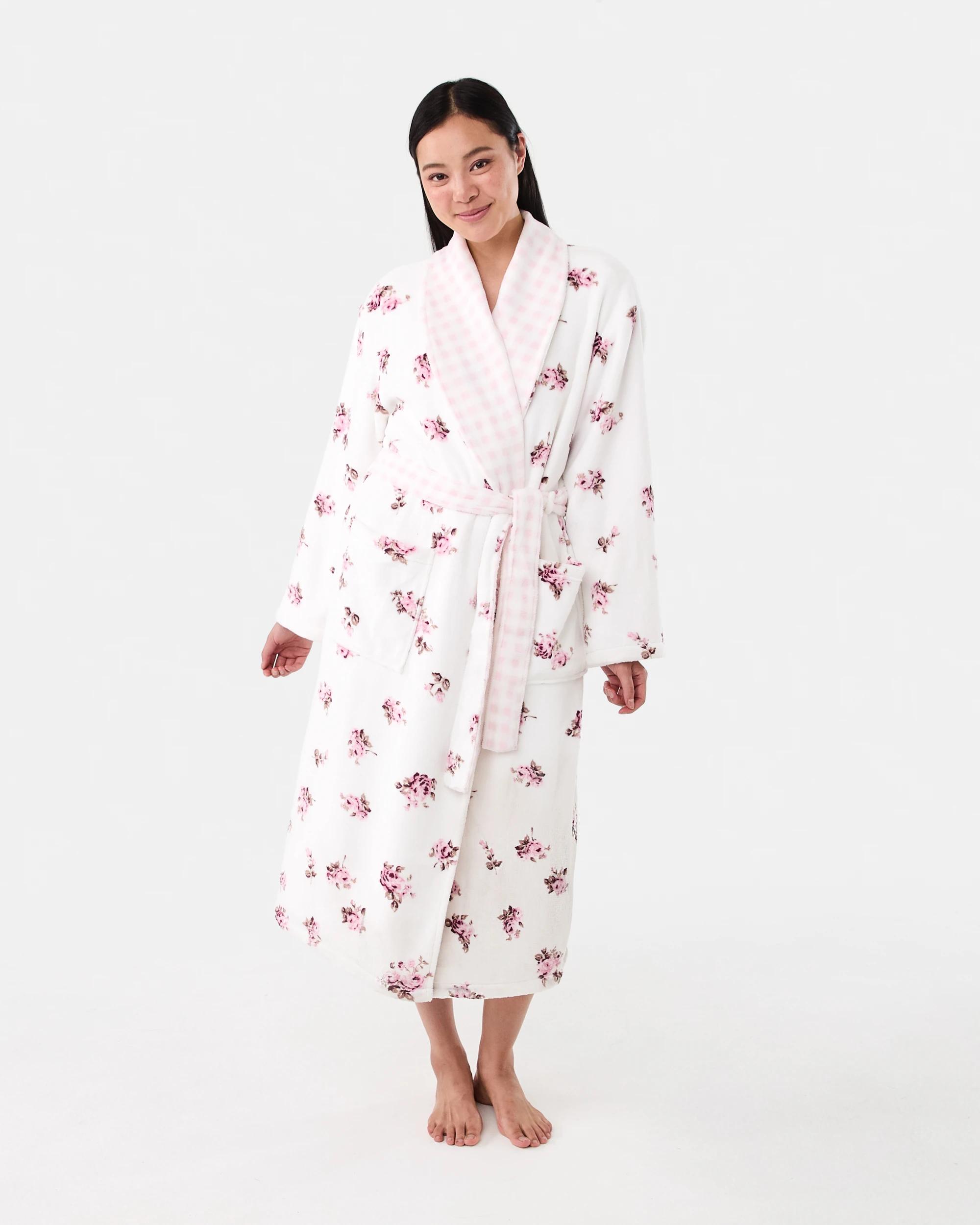 1 Reversible Printed Gown Rose Check, 1 of 9