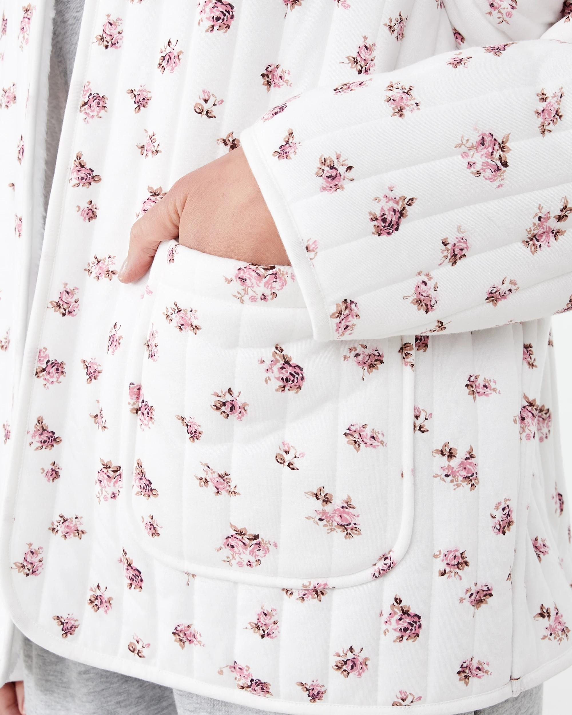 5 Quilted Gown Winter Rse, 5 of 7