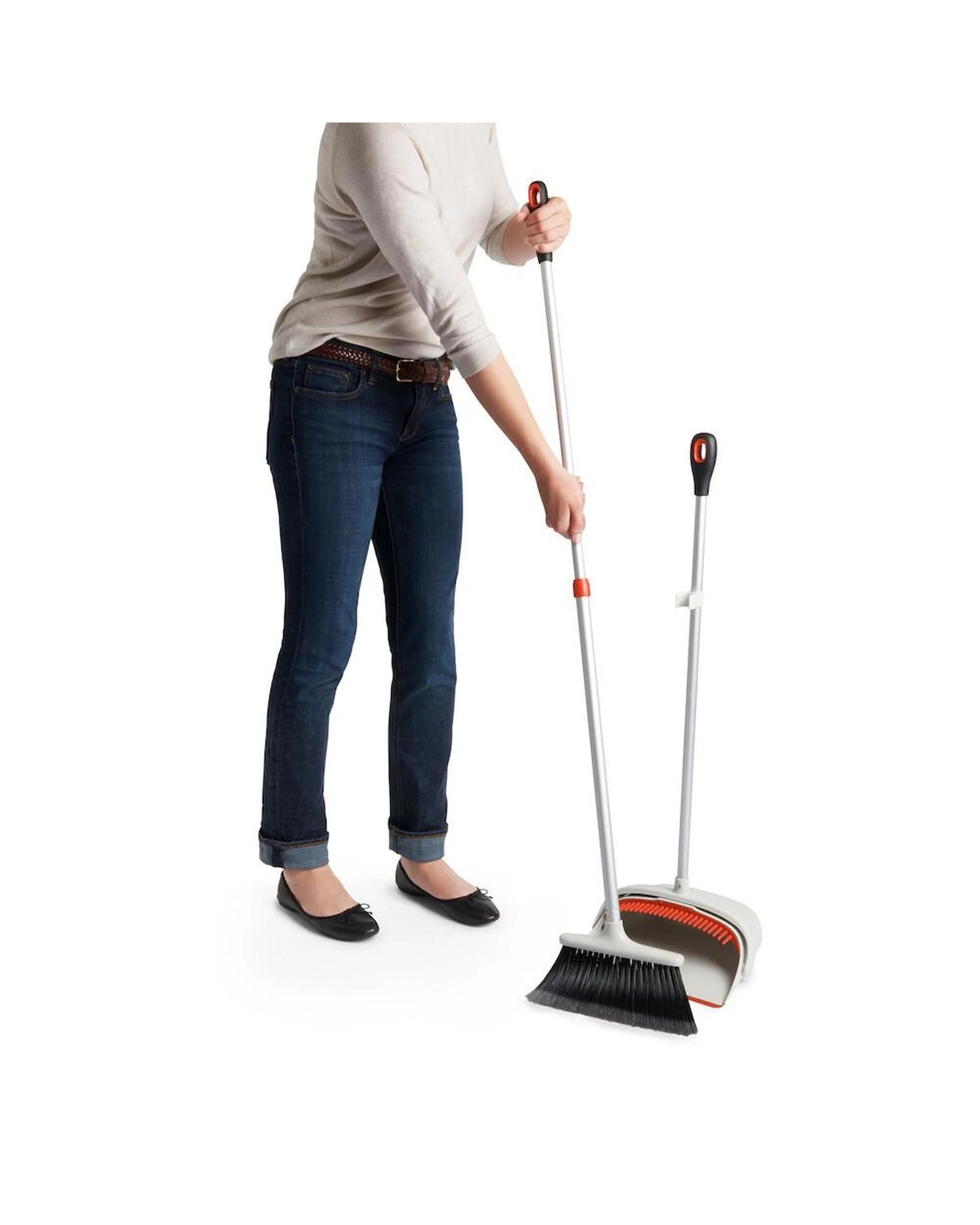 3 OXO Good Grips Large Sweep Set With Extendable Broom, 3 of 10