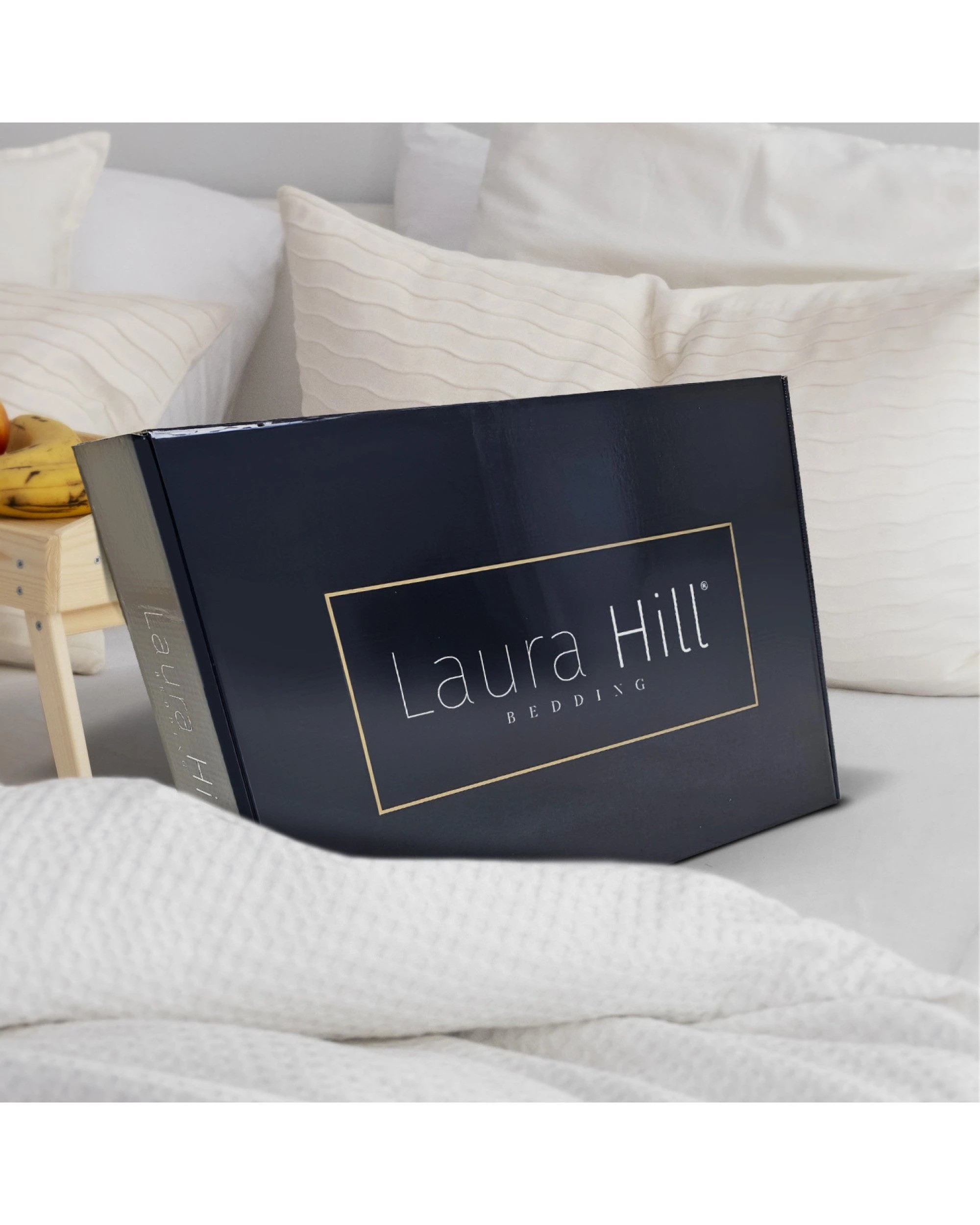 3 Laura Hill 800-gsm Mink Blanket Double-sided Soft Plush Bed Faux Throw Rug Black
 - Queen Bed, 3 of 9