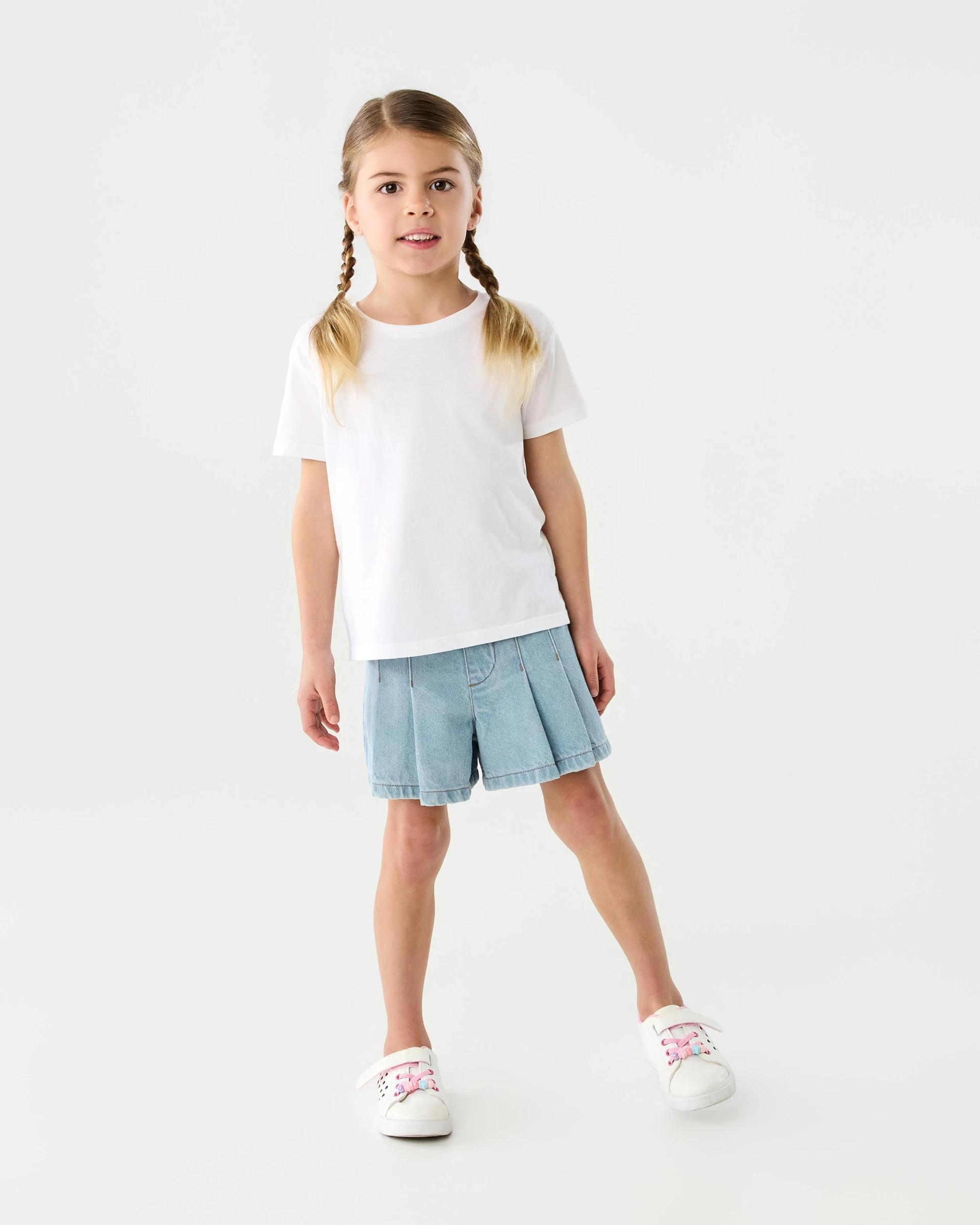 5 Denim Pleated Shorts Mid Denim, 5 of 6
