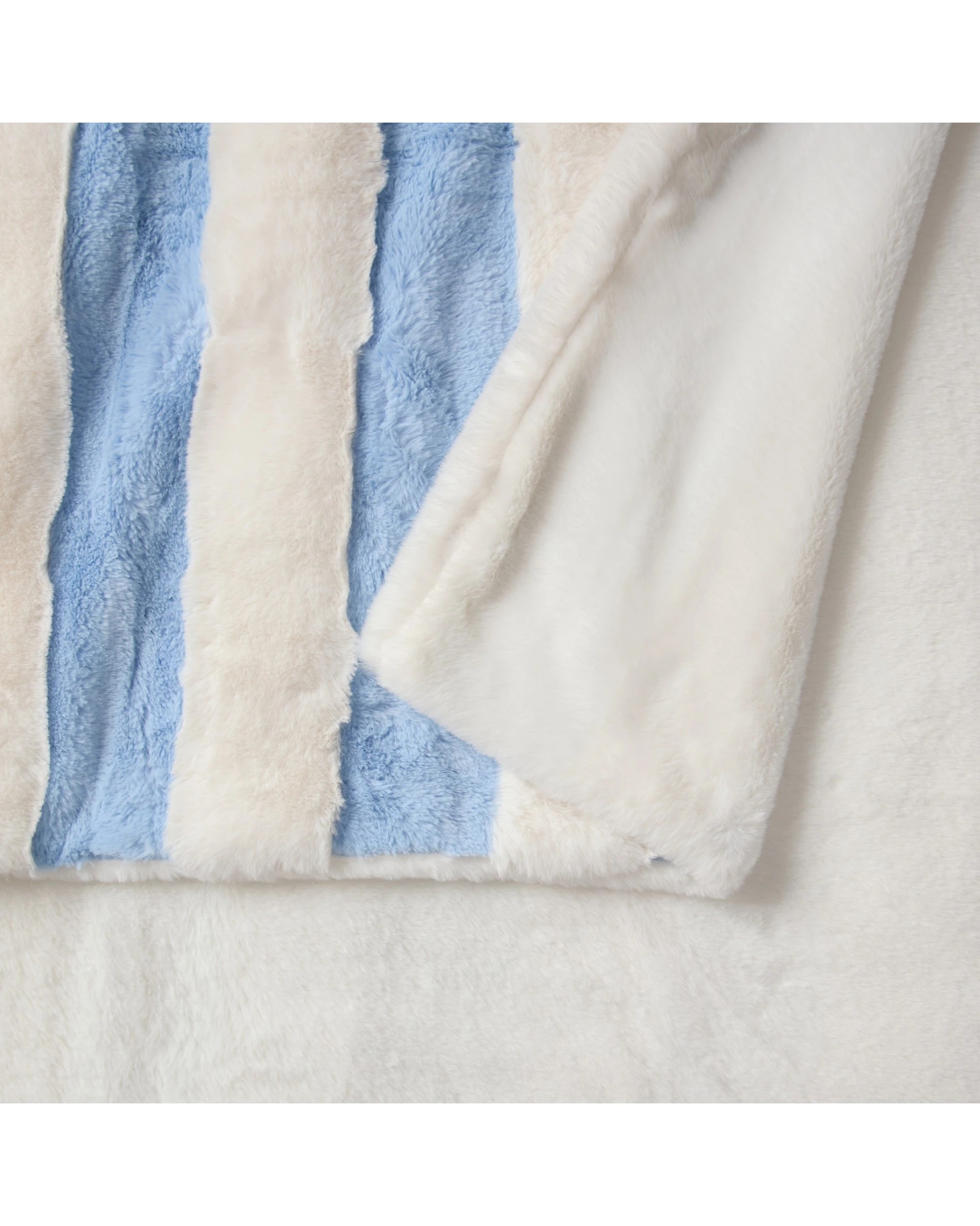 2 Dreamaker Denver Carved Stripe Faux Fur Throw 130x170cm - Sky, 2 of 8