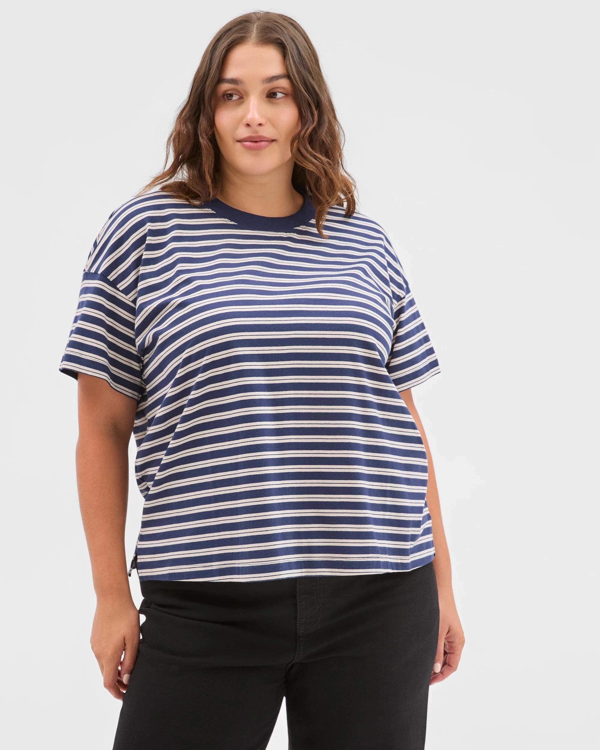 2 Target Curve Plus Size Australian Cotton Short Sleeve Split Hem T-Shirt NAVY BLAZER STRIPE, 2 of 5
