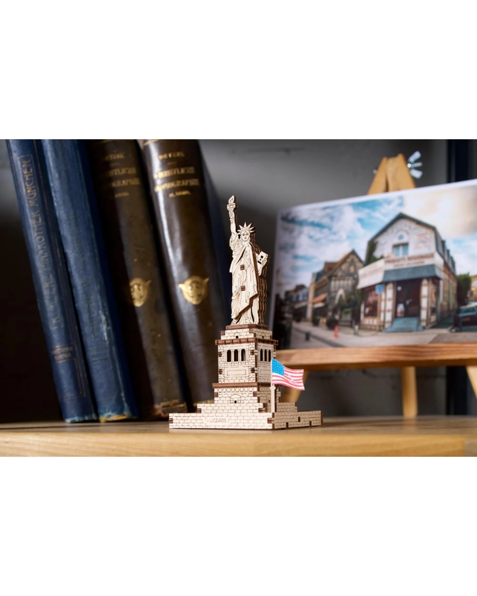 7 UGears Statue of Liberty Model Kit, 7 of 7