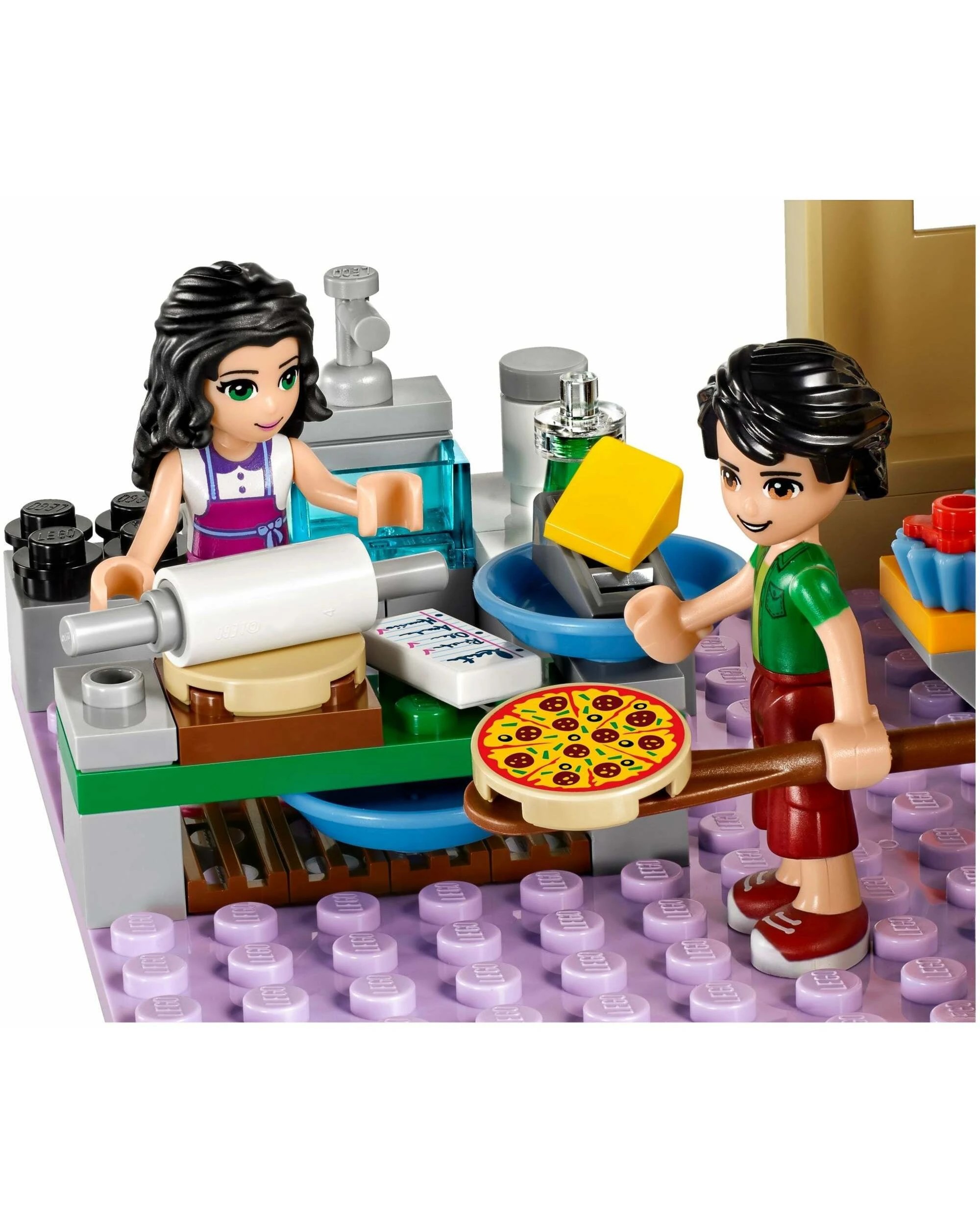 5 LEGO 41311 Heartlake Pizzeria: Build, Bake & Serve Pizza!, 5 of 5