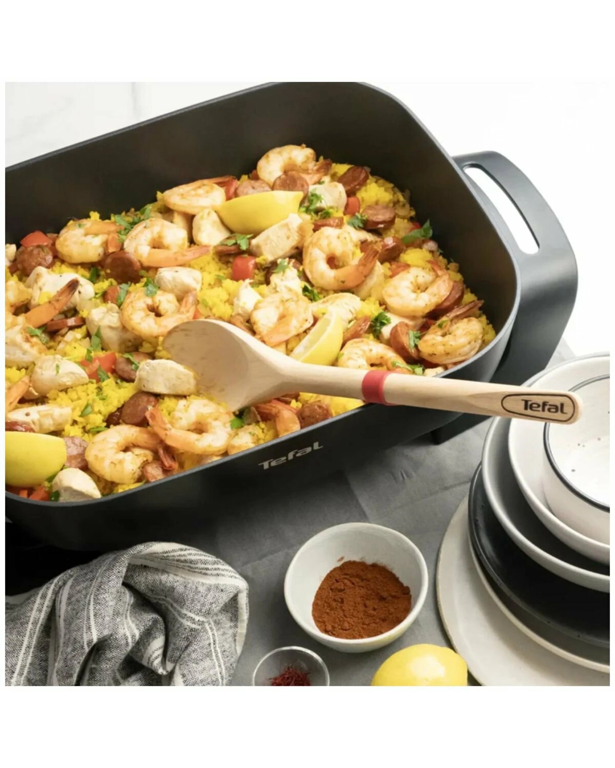 4 Tefal Easy Banquet Electric Frypan, 4 of 5