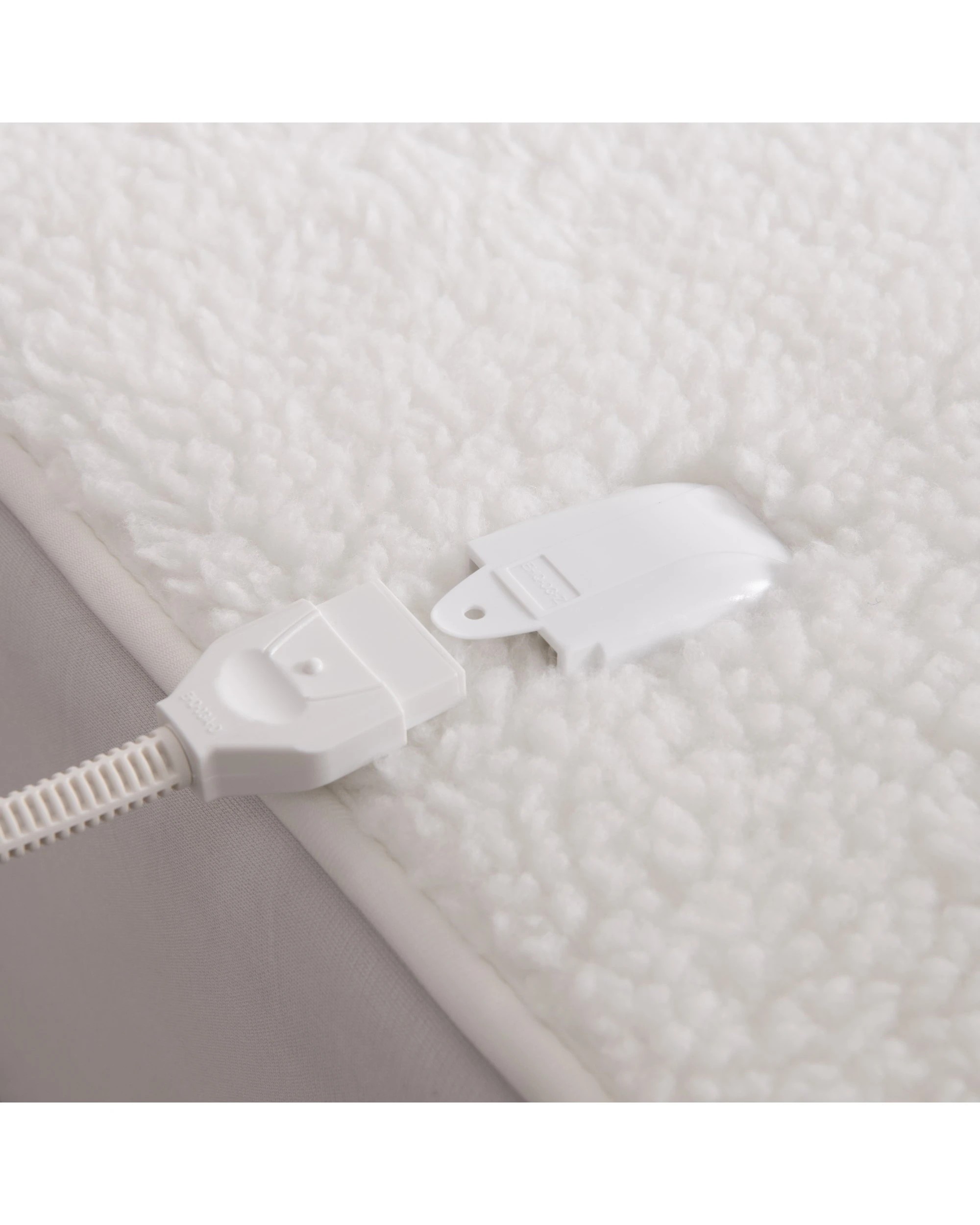 7 Dreamaker 350gsm Fleece Top Electric Blanket - Split King - Beige, 7 of 7