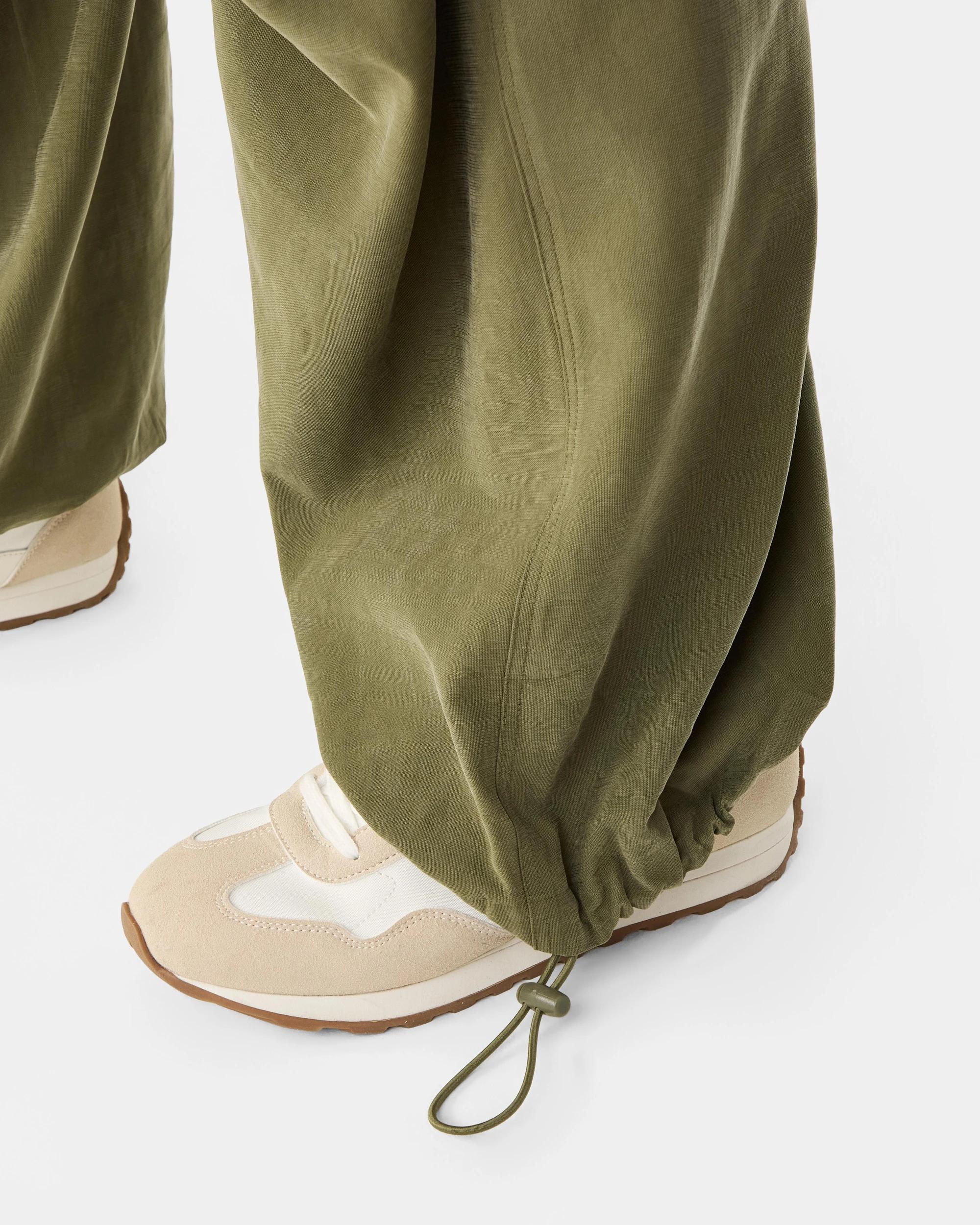 9 Baggy Utility Pants Deep Olive, 9 of 10