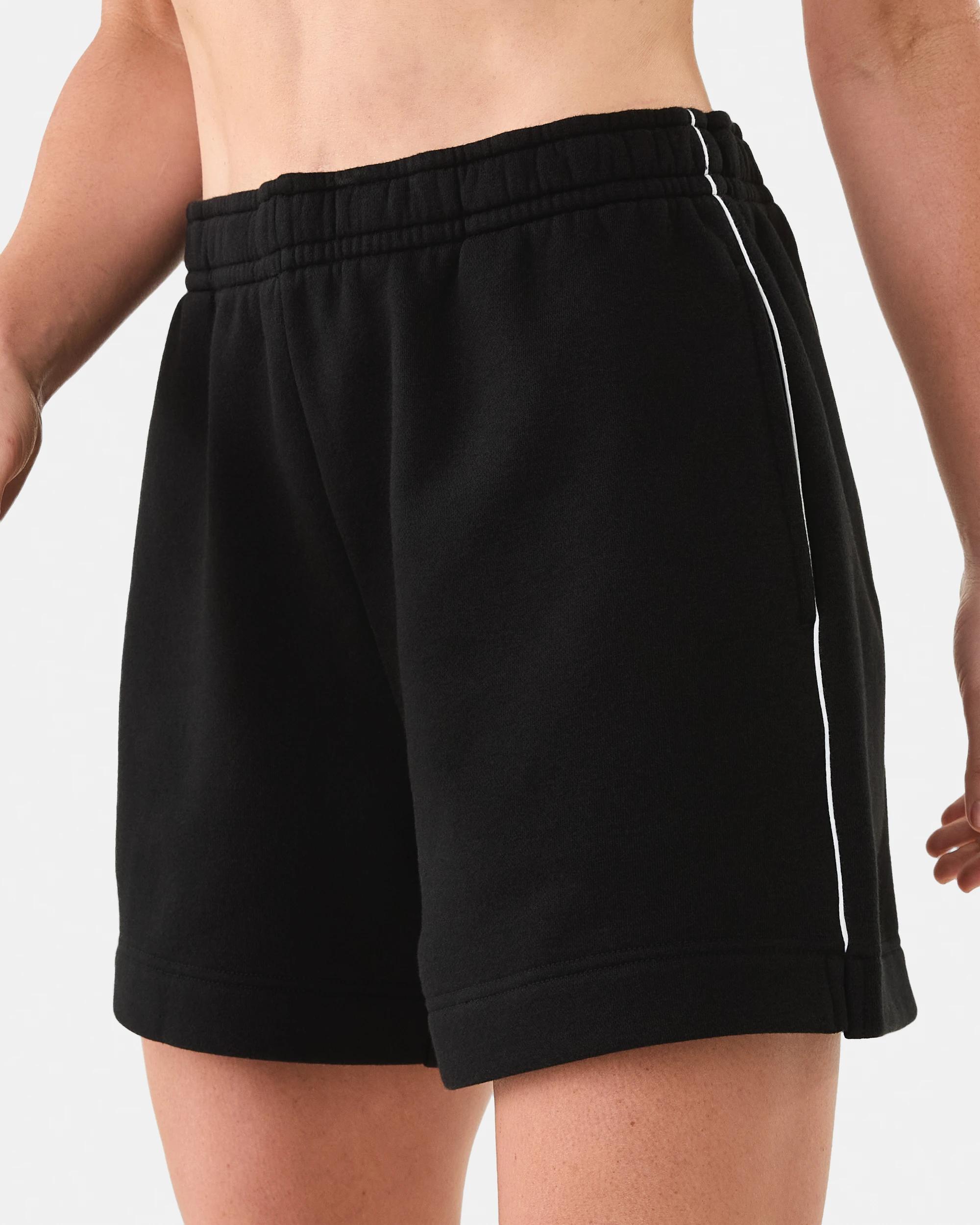 2 Active Womens A-Line Fleece Shorts Black, 2 of 7