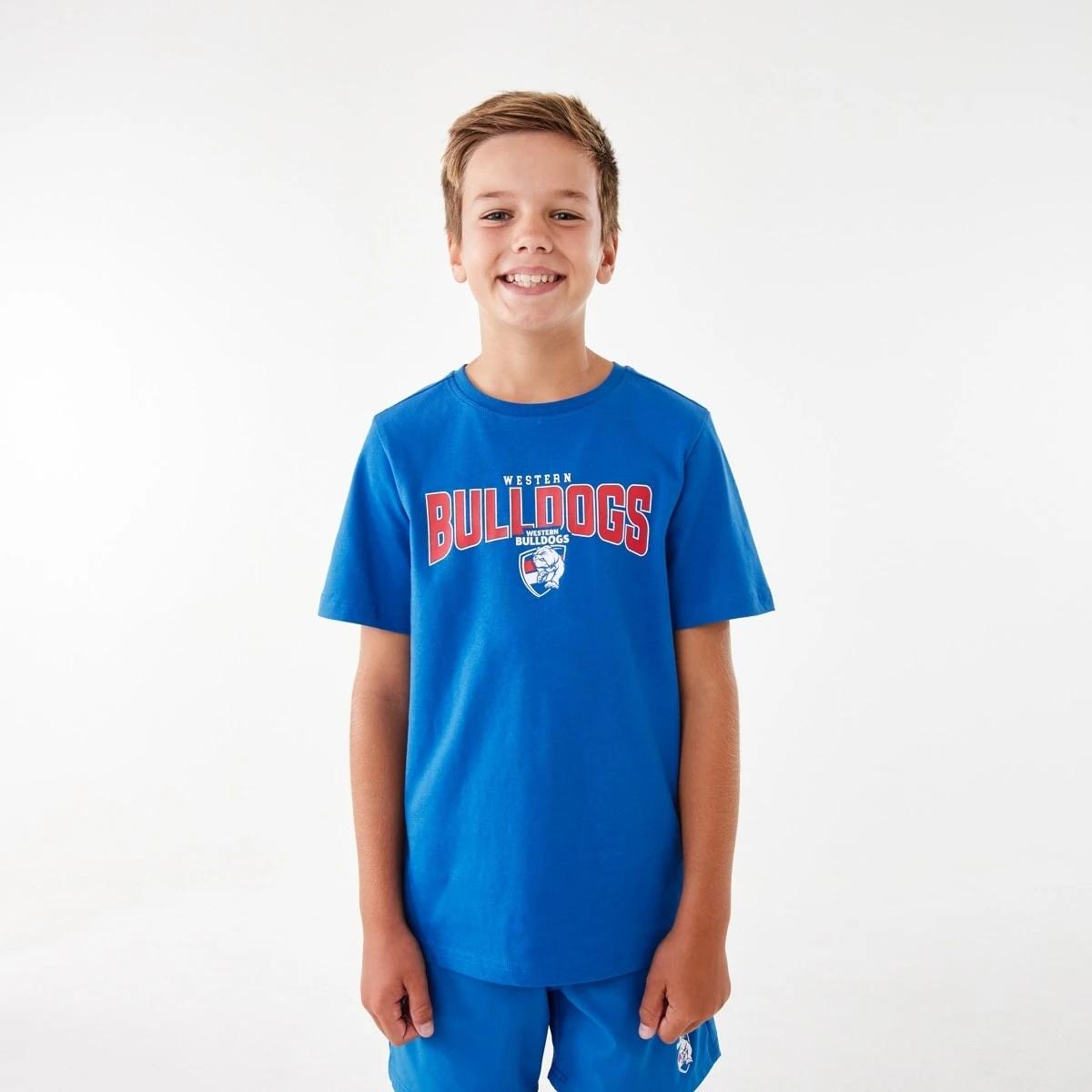 1 Official AFL Kids T-shirt Bulldogs, 1 of 9