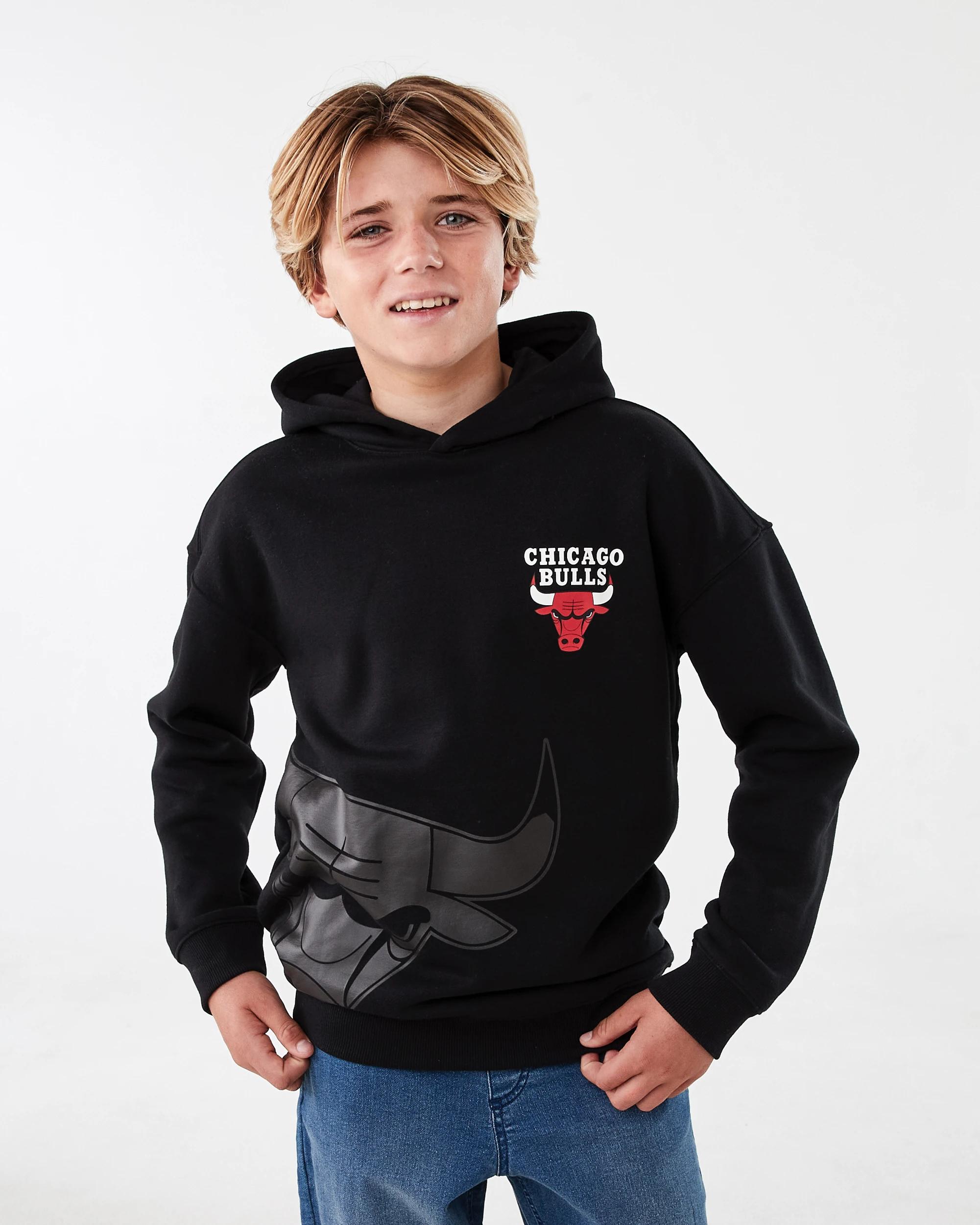 1 Official NBA Kids Hoodie BLACK BULLS, 1 of 7