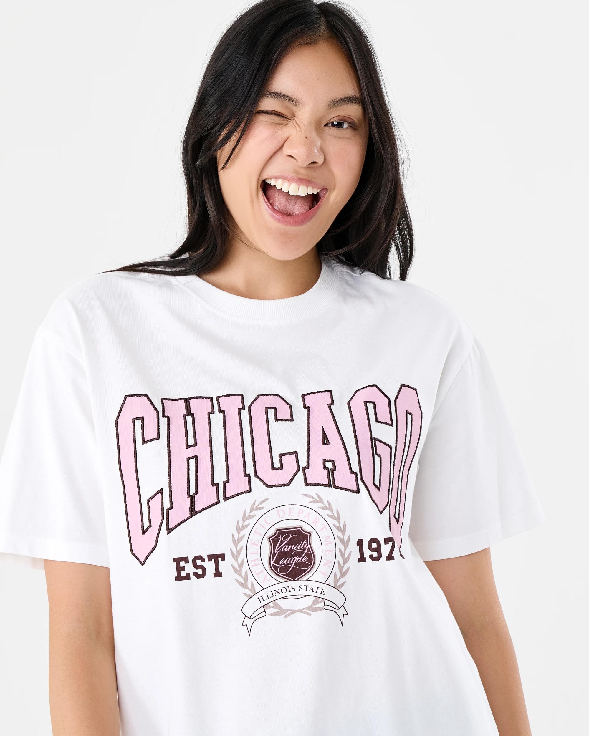 4 Short Sleeve Oversized Boyfriend T-shirt Cldchicago, 4 of 6