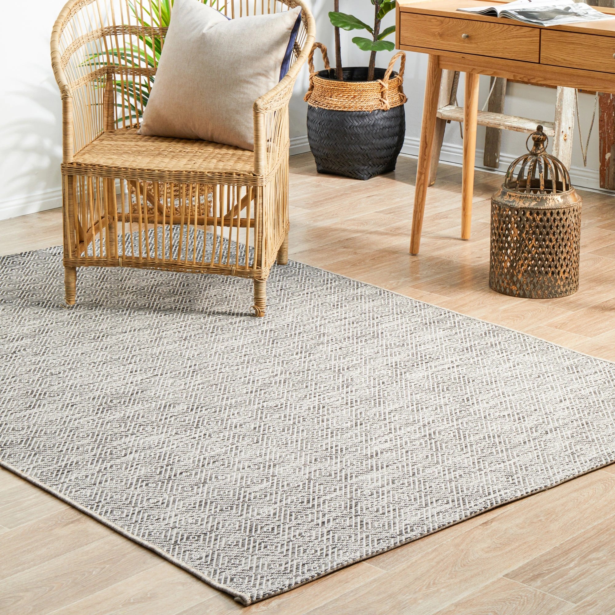 3 Common Ground Rugs Portico 5500 230x160cm - Medium Outdoor Rug - Grey, 3 of 9