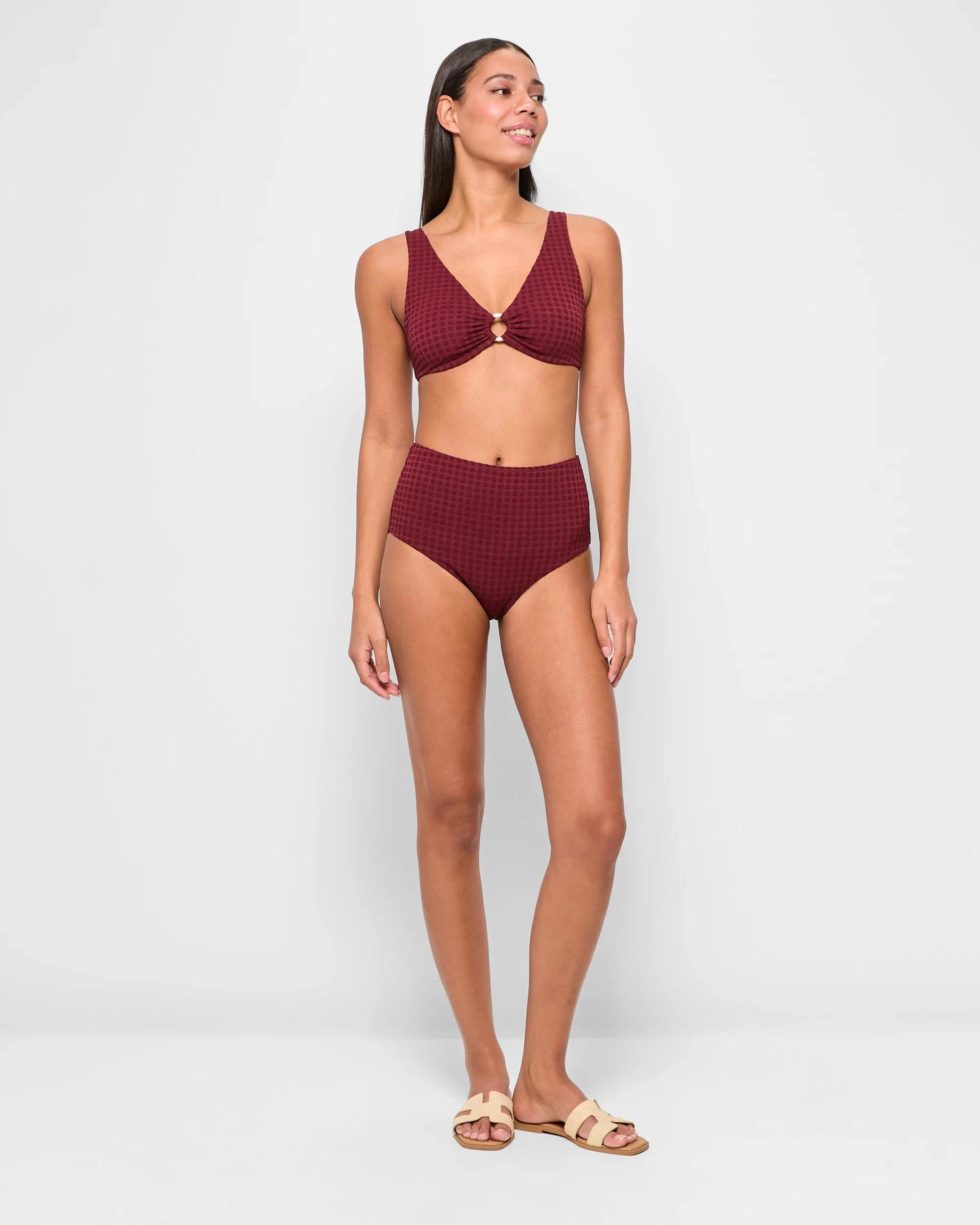 2 Target Plunge V-Neck Ring Bikini Top MERLOT, 2 of 8