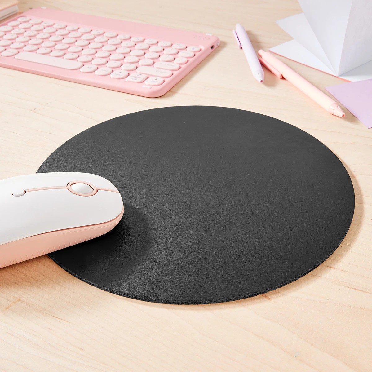 1 Mouse Pad Round - Black, 1 of 7