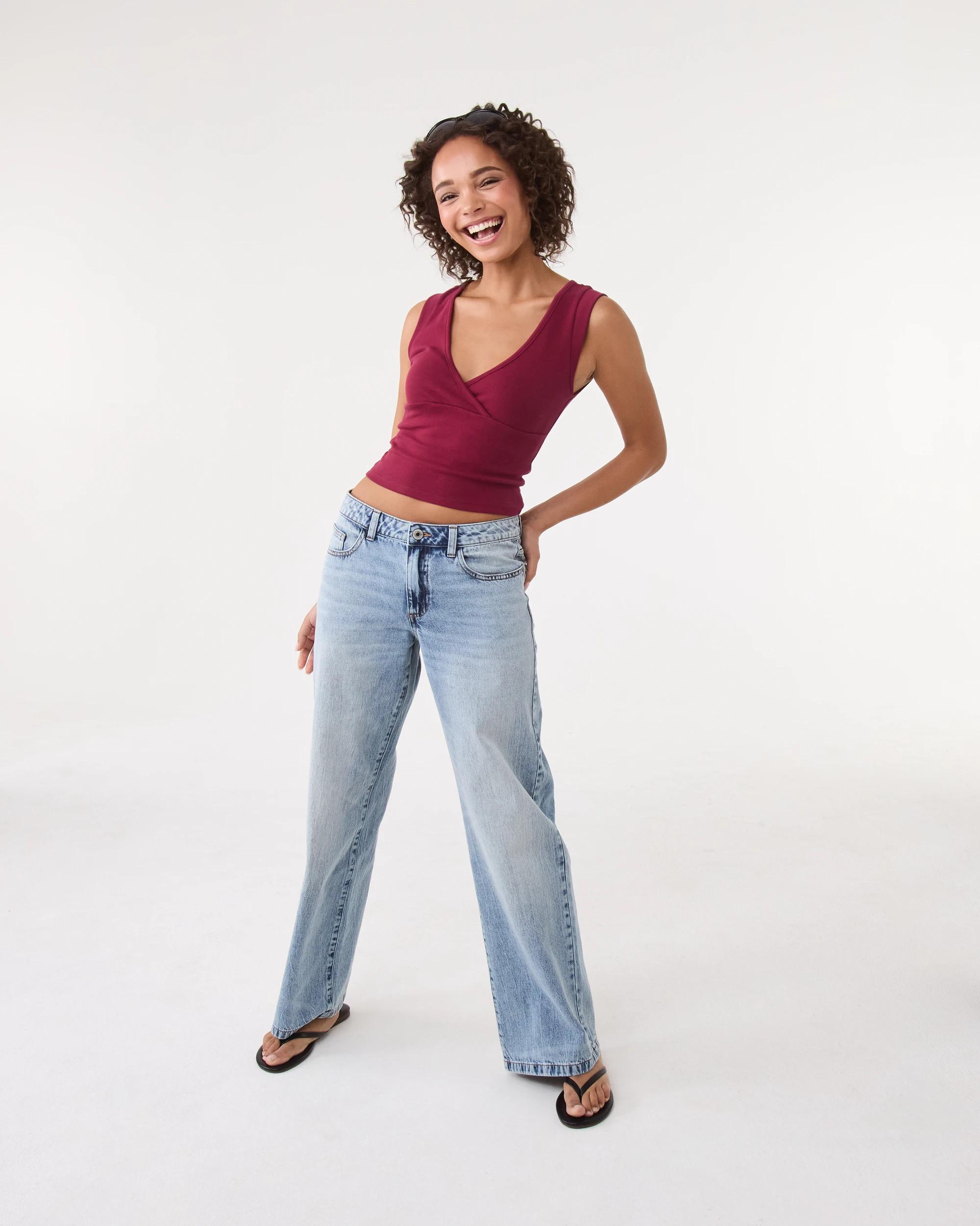 2 Sleeveless Cross Over Tank Rhubarb, 2 of 8