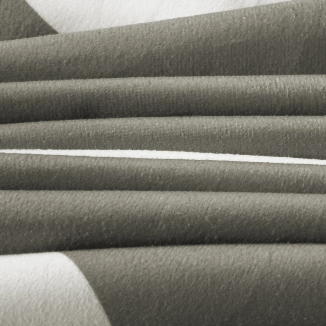 3 Dreamz Lounger Medium - Grey, 3 of 6