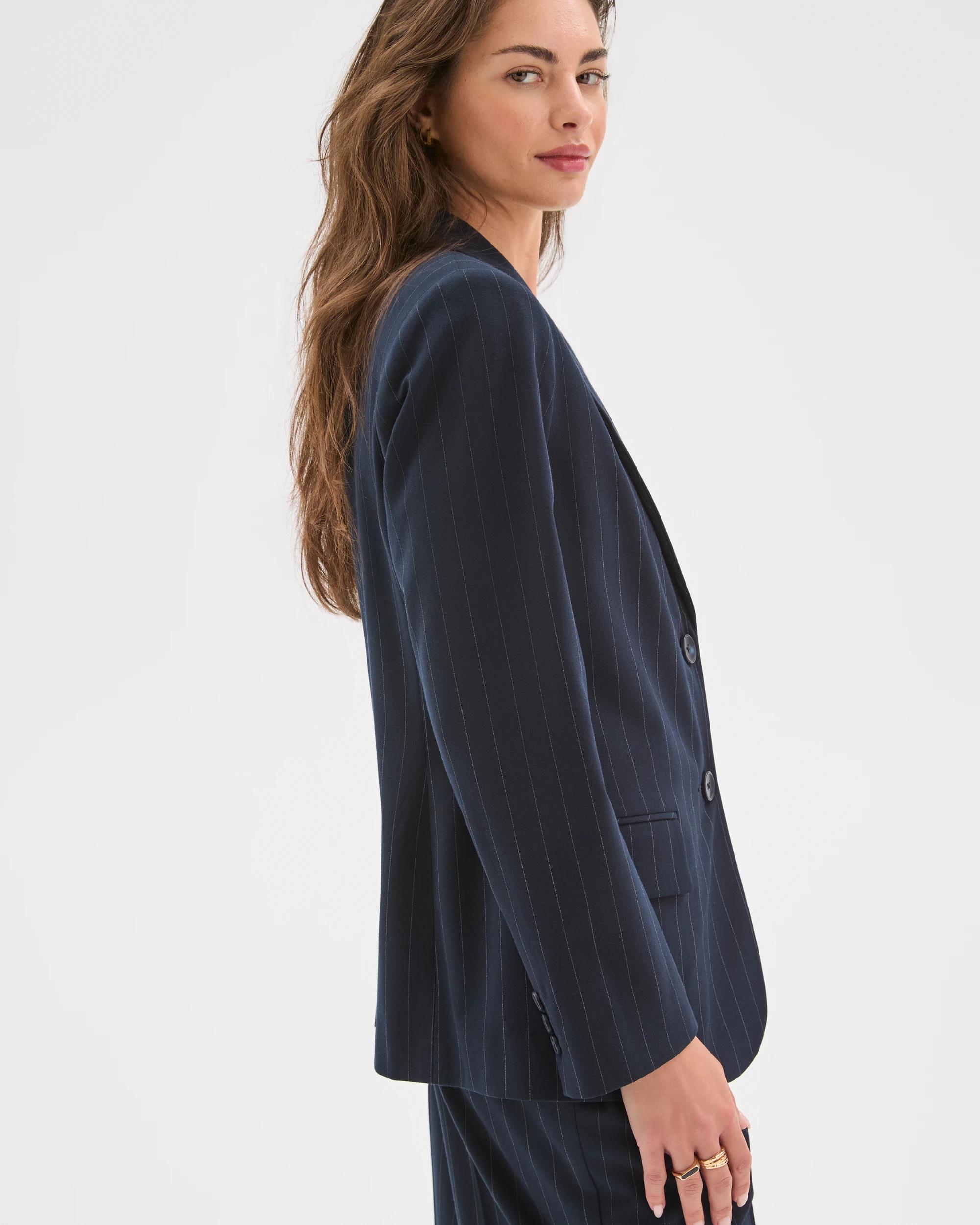 4 Target Petites Petites Pinstripe Tailored Blazer NAVY, 4 of 6