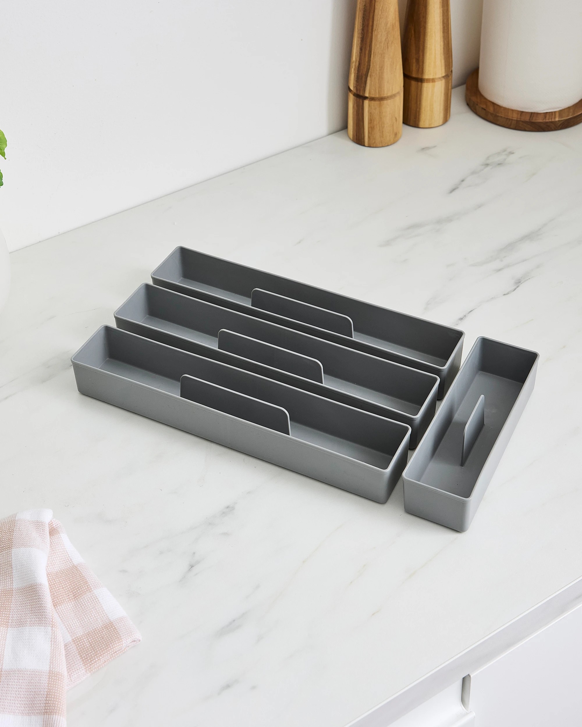 9 Cutlery In Drawer Organiser, 9 of 9