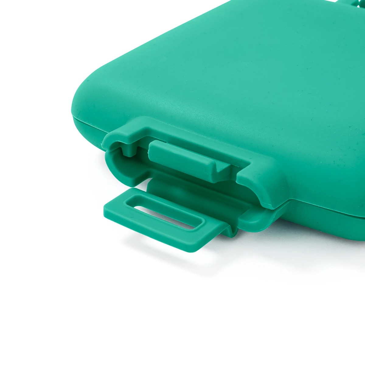 8 Microwave Toastie Maker - Green, 8 of 11