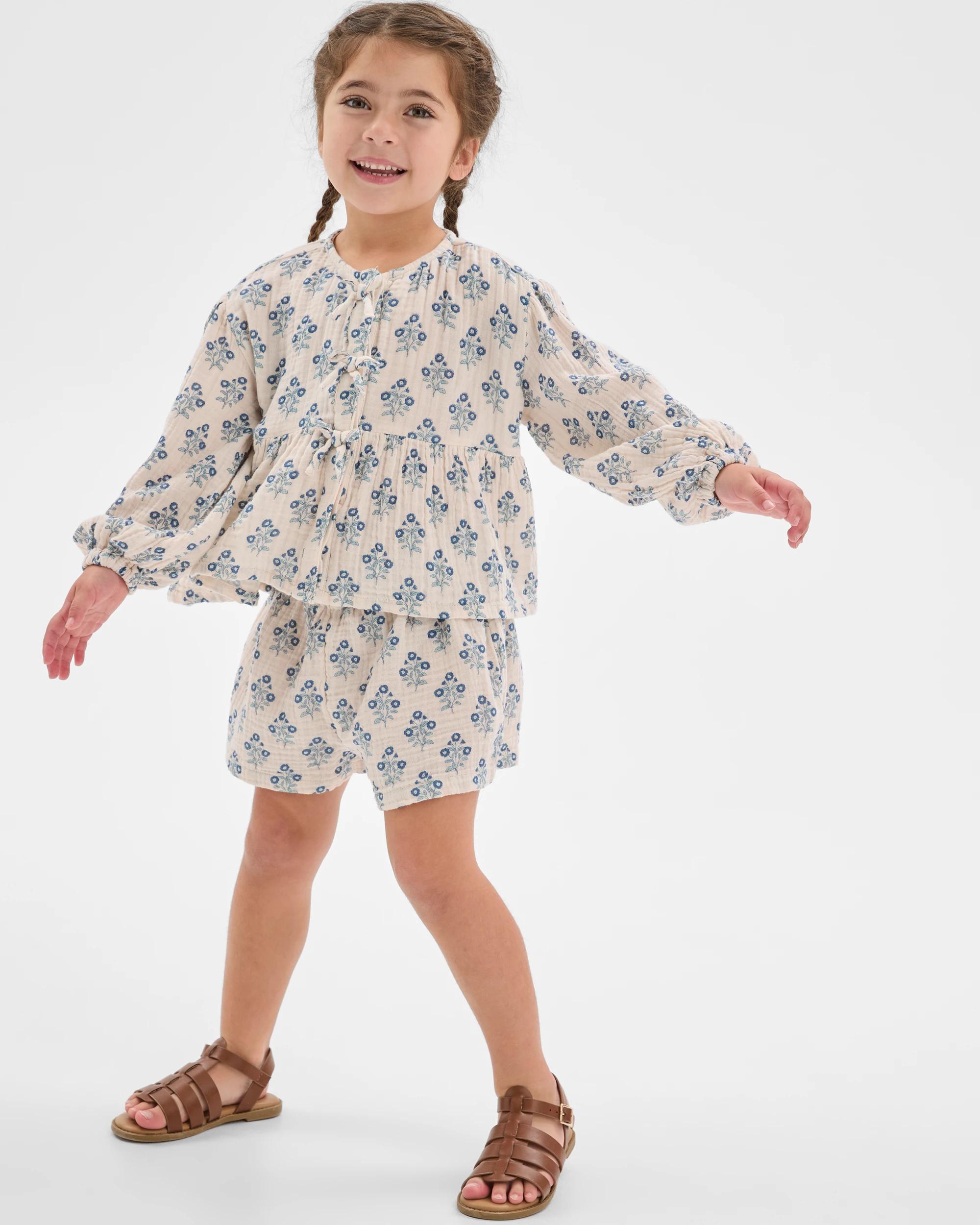 2 Target Kids Woven Top and Shorts 2 Piece Set BLUE STAMP, 2 of 7