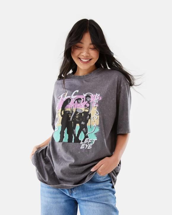 TLC License Short Sleeve Oversized T-shirt