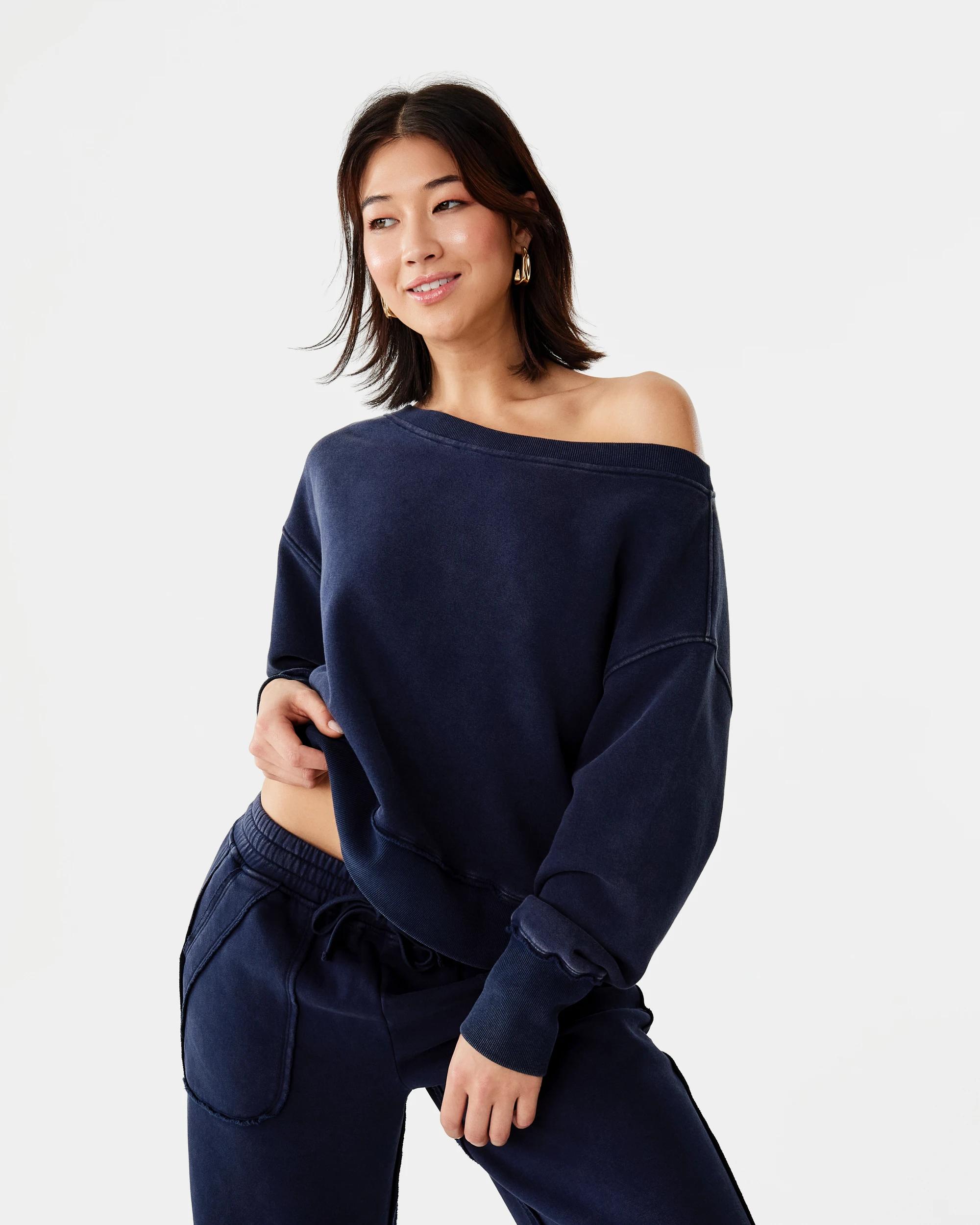 1 Off The Shoulder Sweatshirt Blu Pcoat, 1 of 8