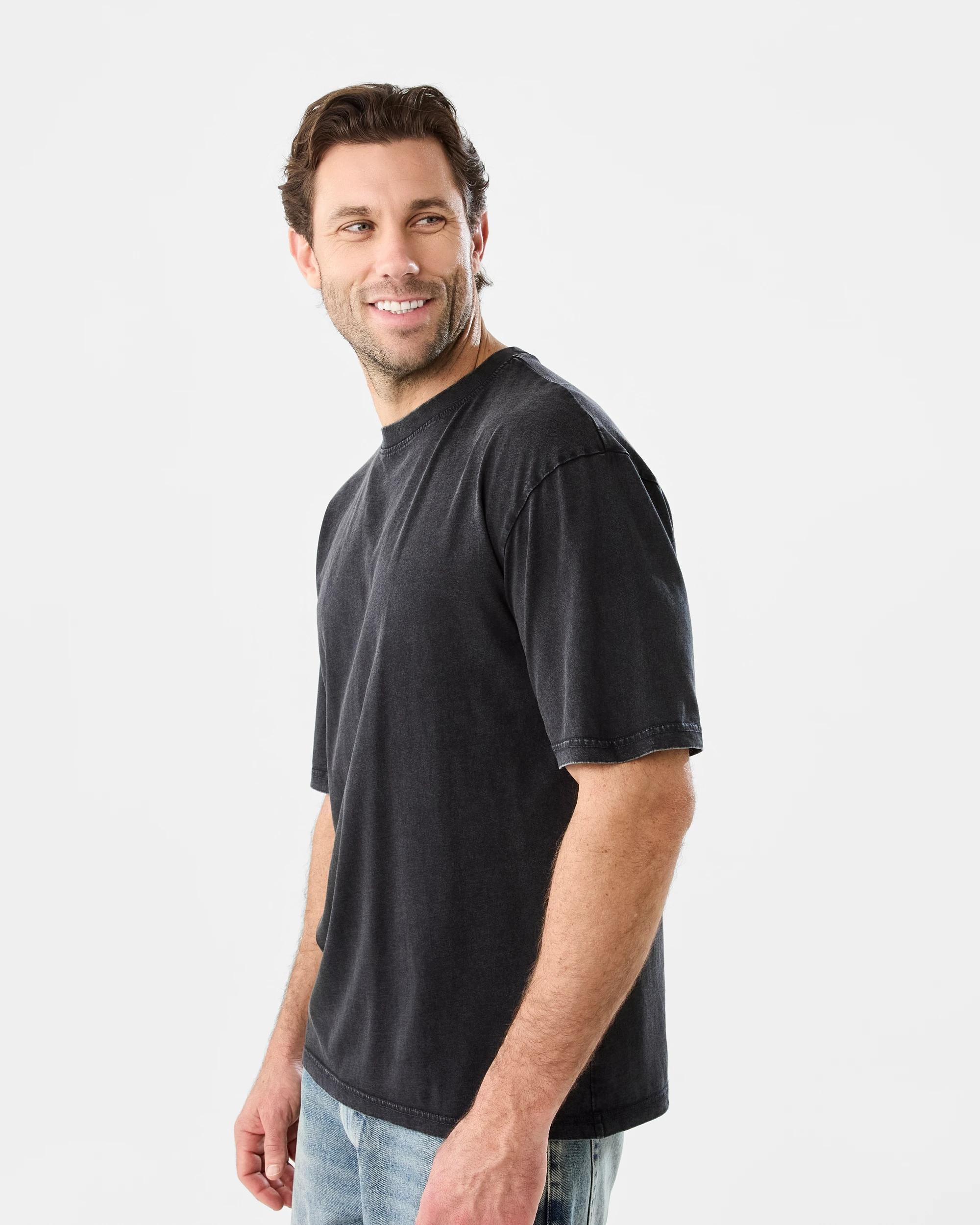 2 Oversized Acid Wash T-shirt Black, 2 of 5
