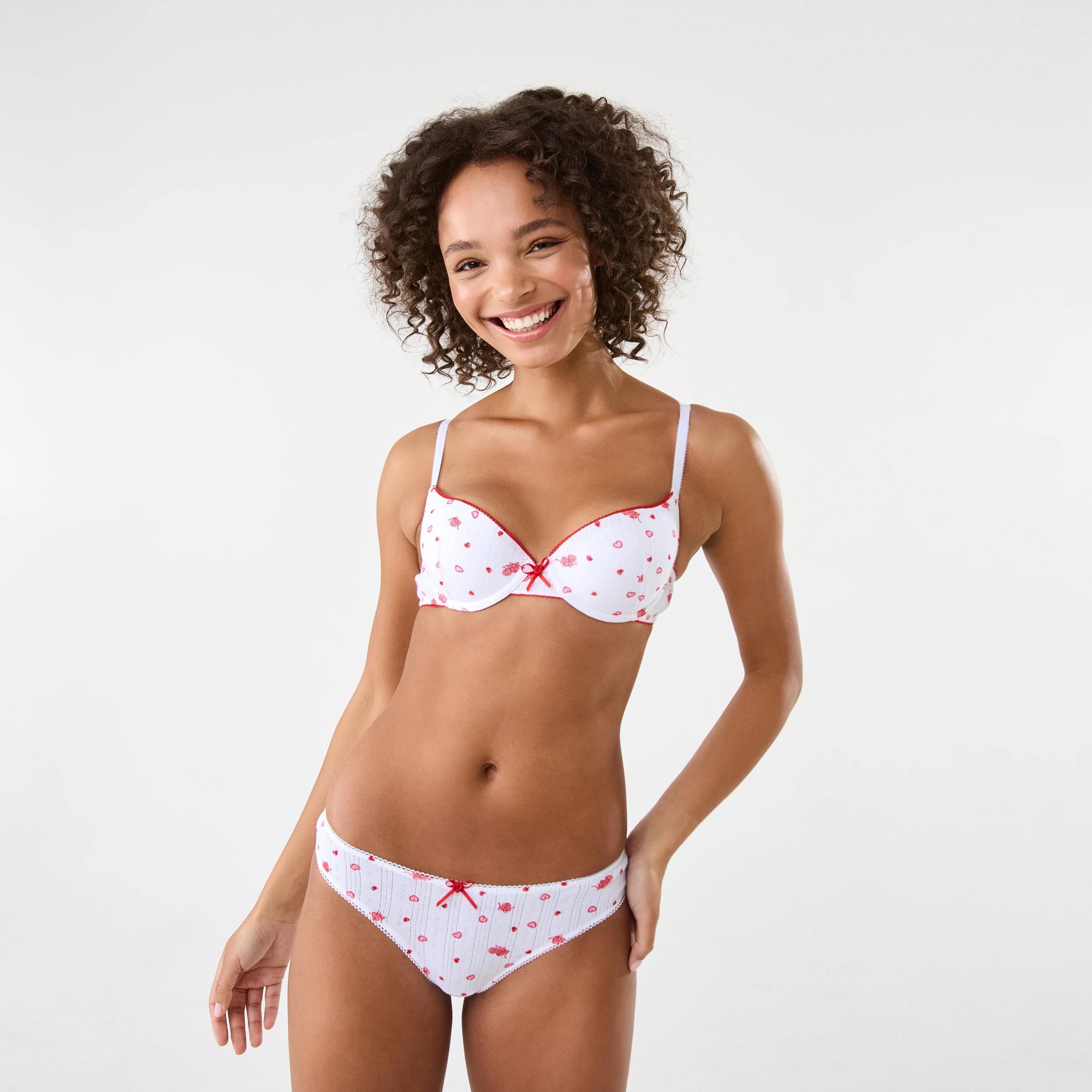 8 3 Pack Pointelle Cheeky Bikini Briefs Heart Lock, 8 of 10