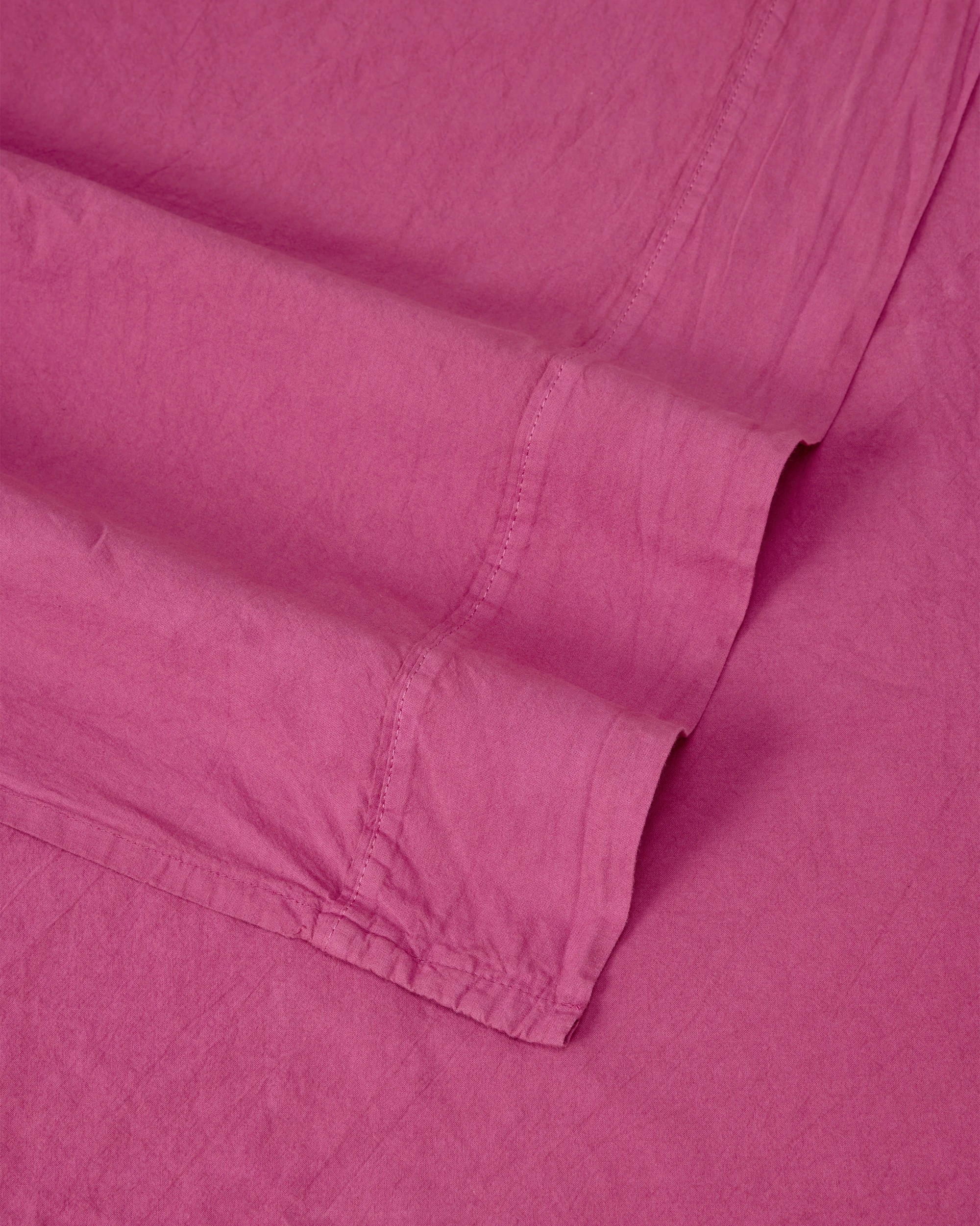 4 Stonewashed Cotton Sheet Set - Queen Bed, Berry, 4 of 5