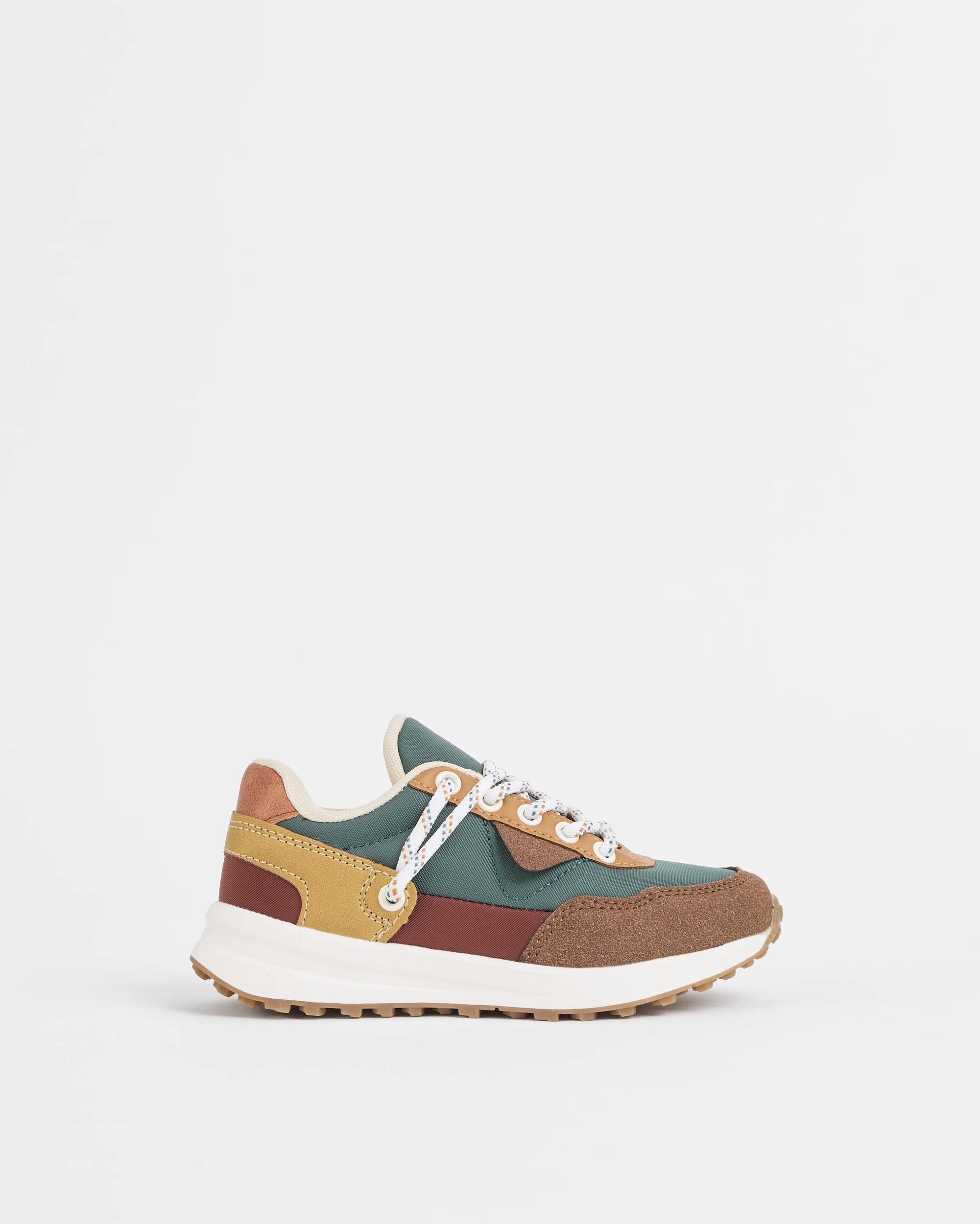 1 Target Kids Hiker Colour Block Sneakers BROWN, 1 of 3