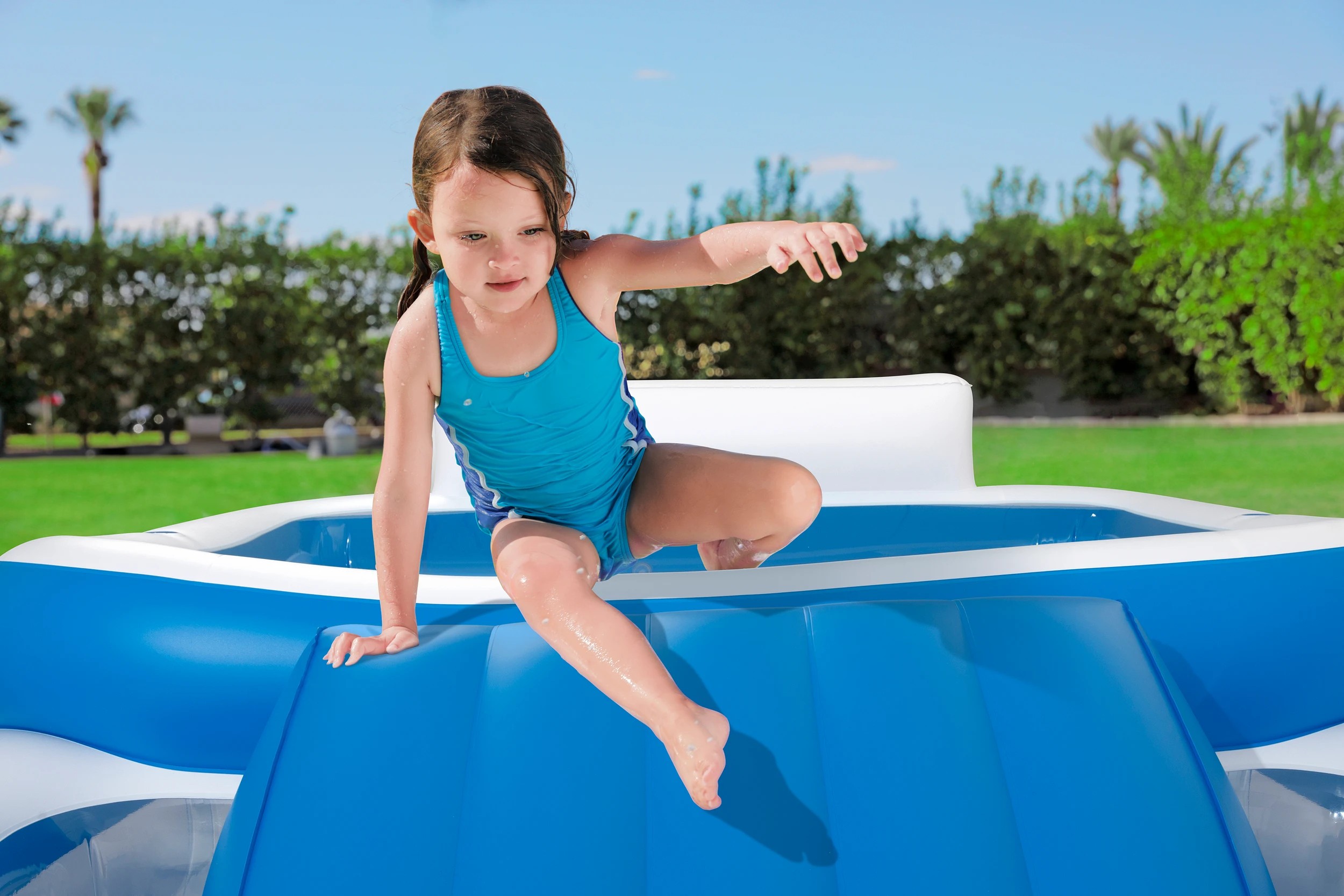 5 Bestway Family Pool with Slide, 5 of 6
