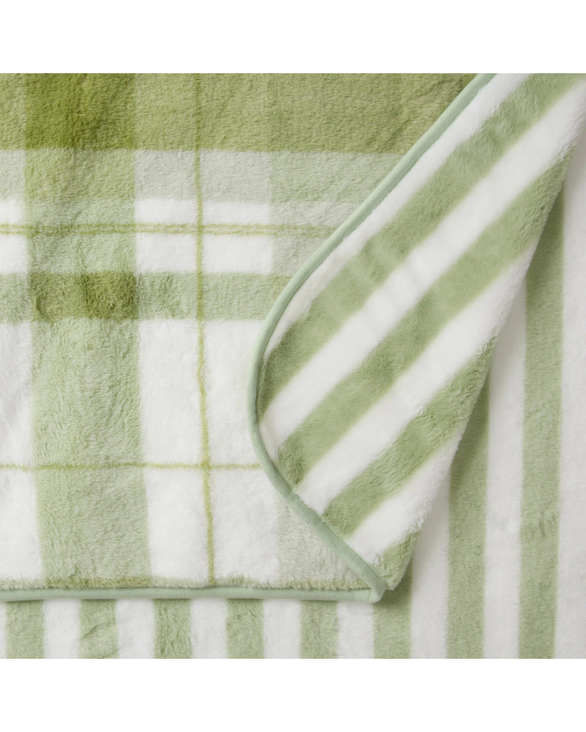3 Dreamaker Wynter Reversible Faux Fur Throw 130x170cm - Olive, 3 of 7