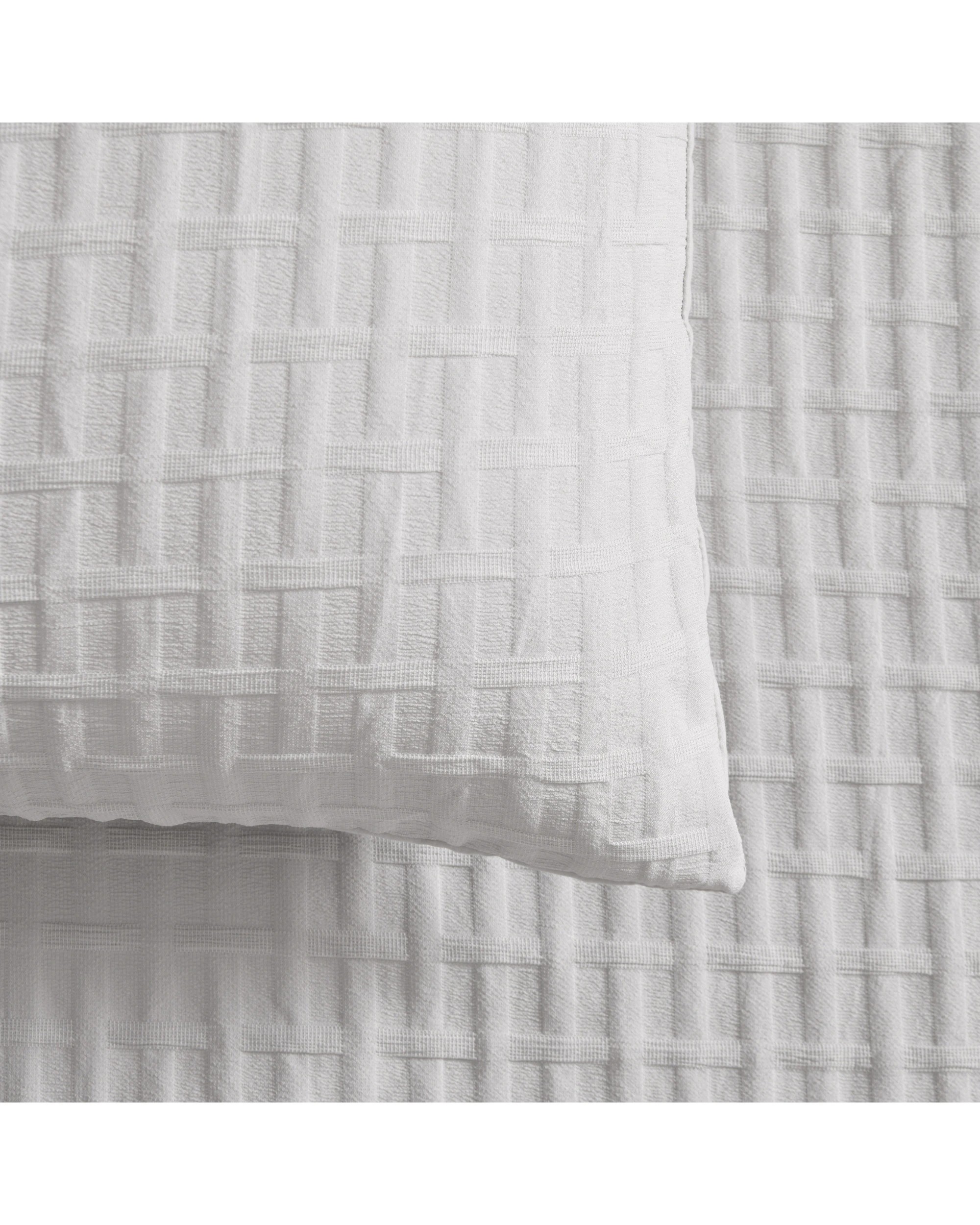 5 Dreamaker Aubrey Jacquard Quilt Cover Set - King Single Bed - Dove, 5 of 7