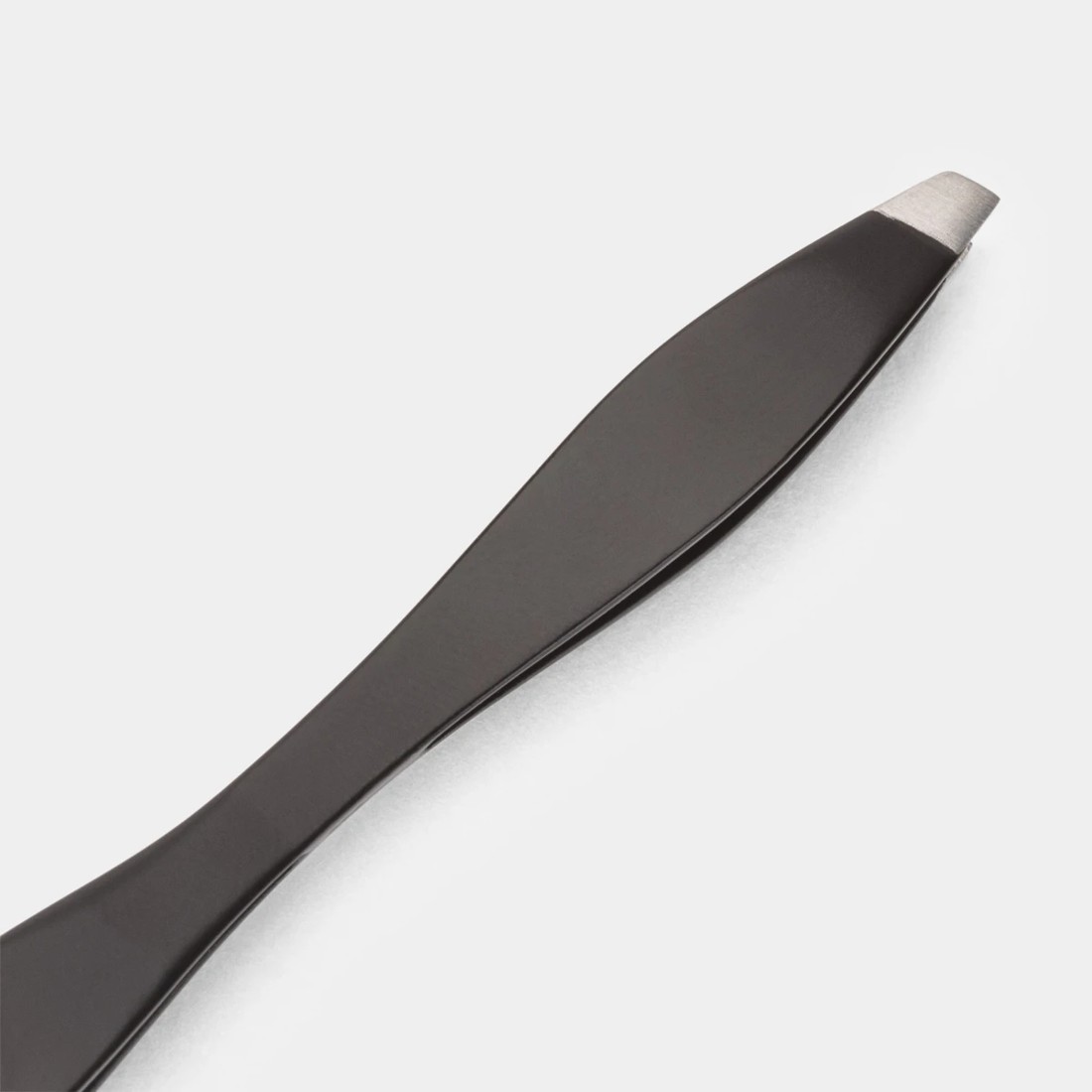 3 OXX Cosmetics Dual Ended Tweezer, 3 of 5